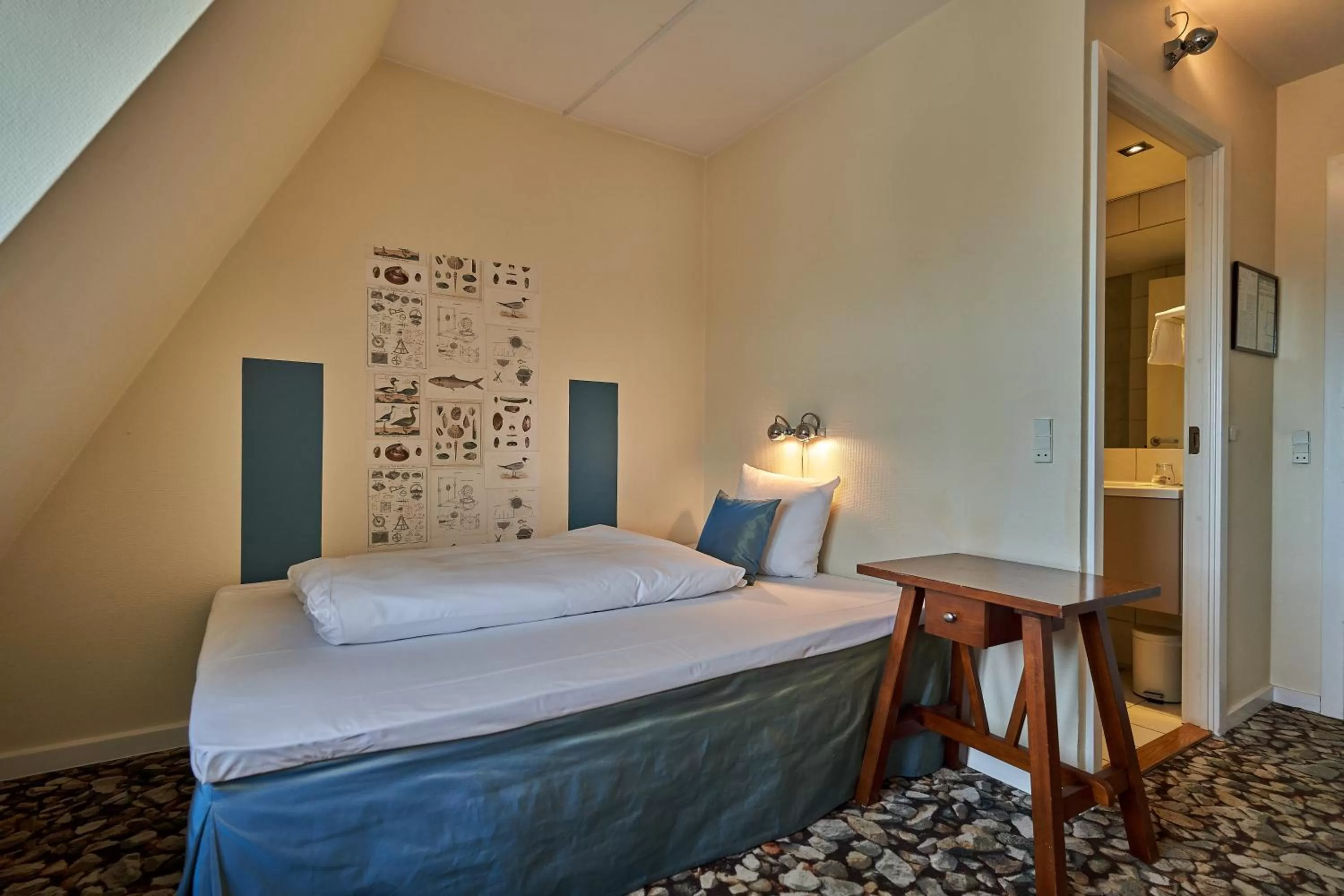 Bed in Zleep Hotel Køge