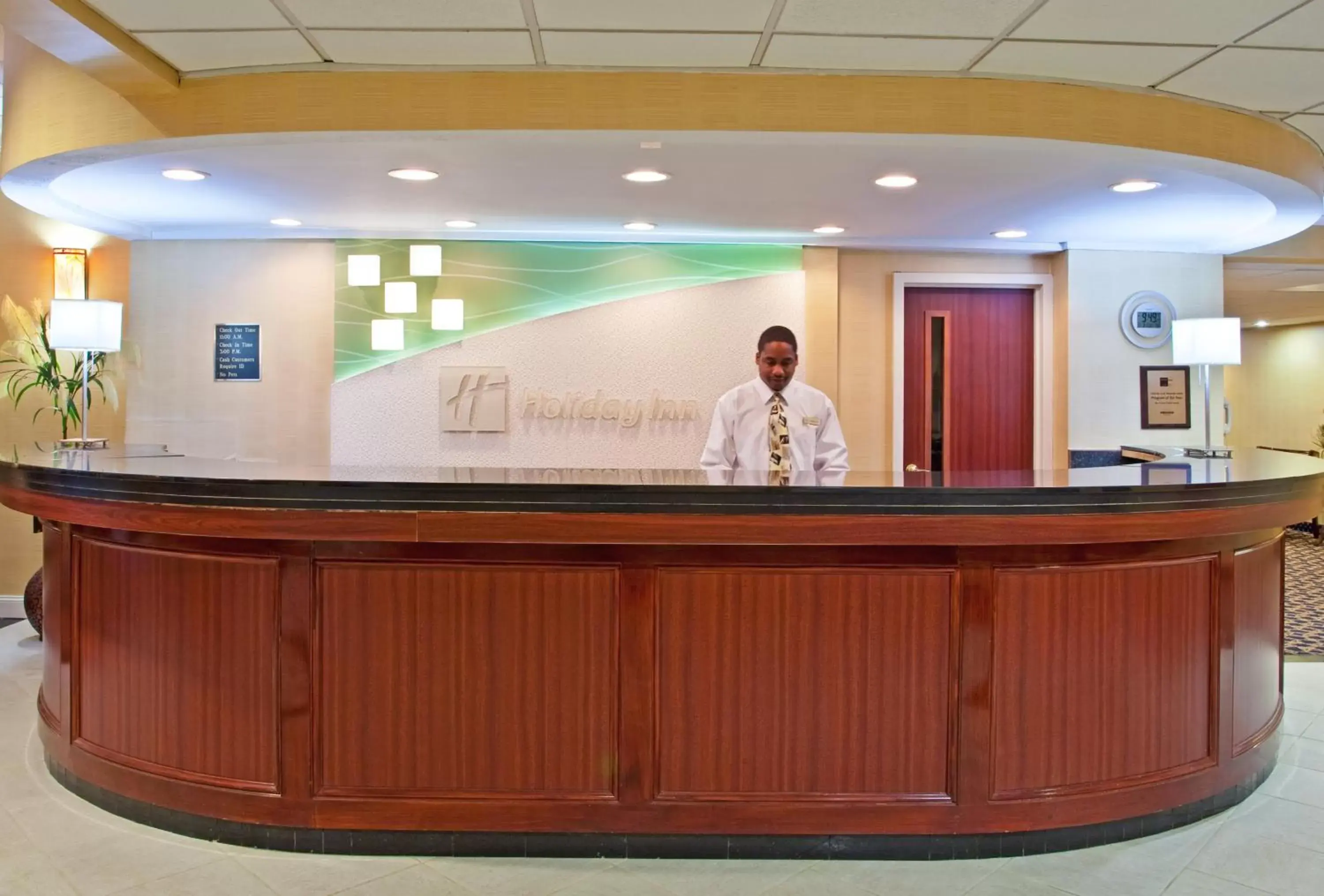 Property building in Holiday Inn Akron-West by IHG Property building in Holiday Inn Akron-West by IHG
