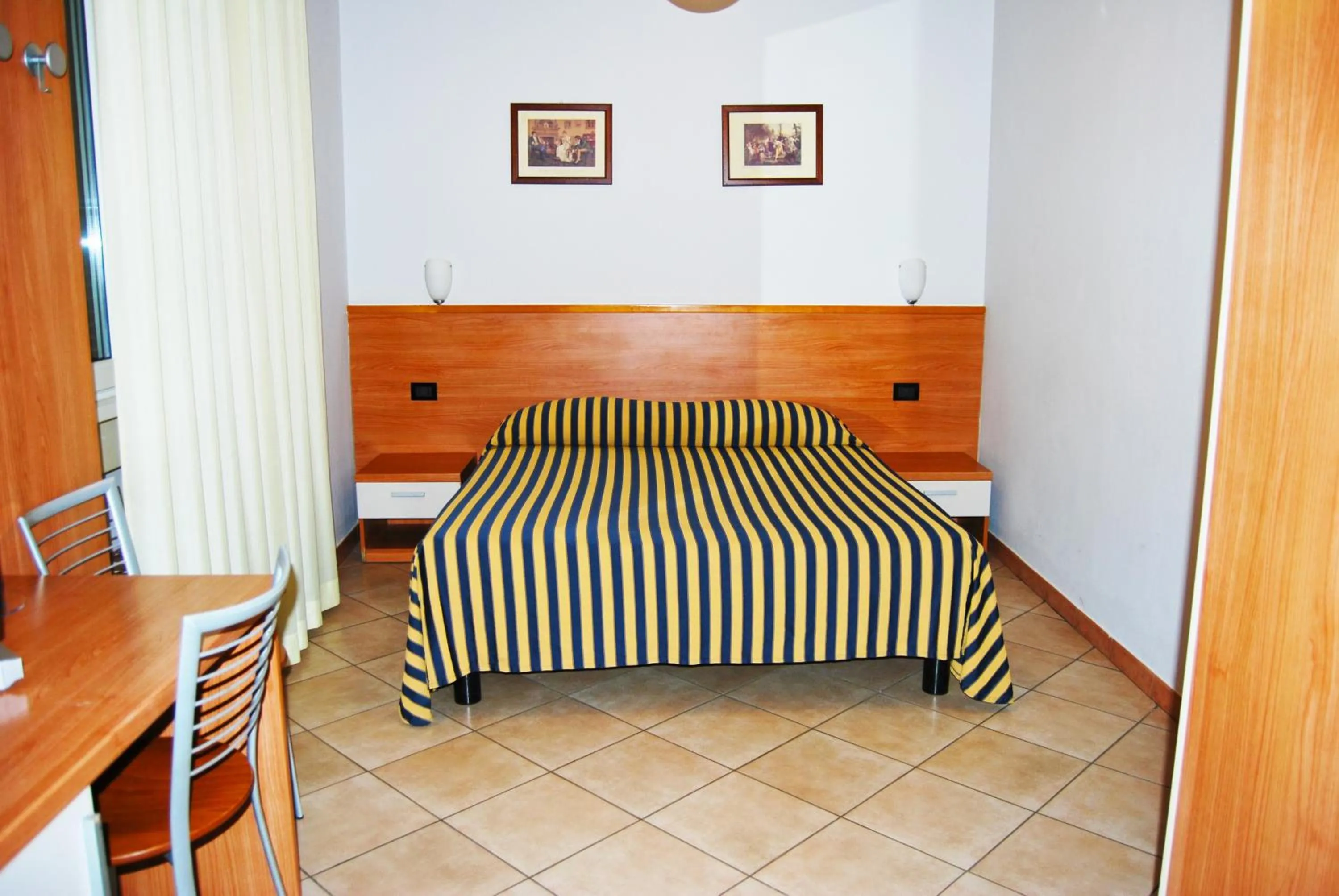 Double Room in Albergo Salerno