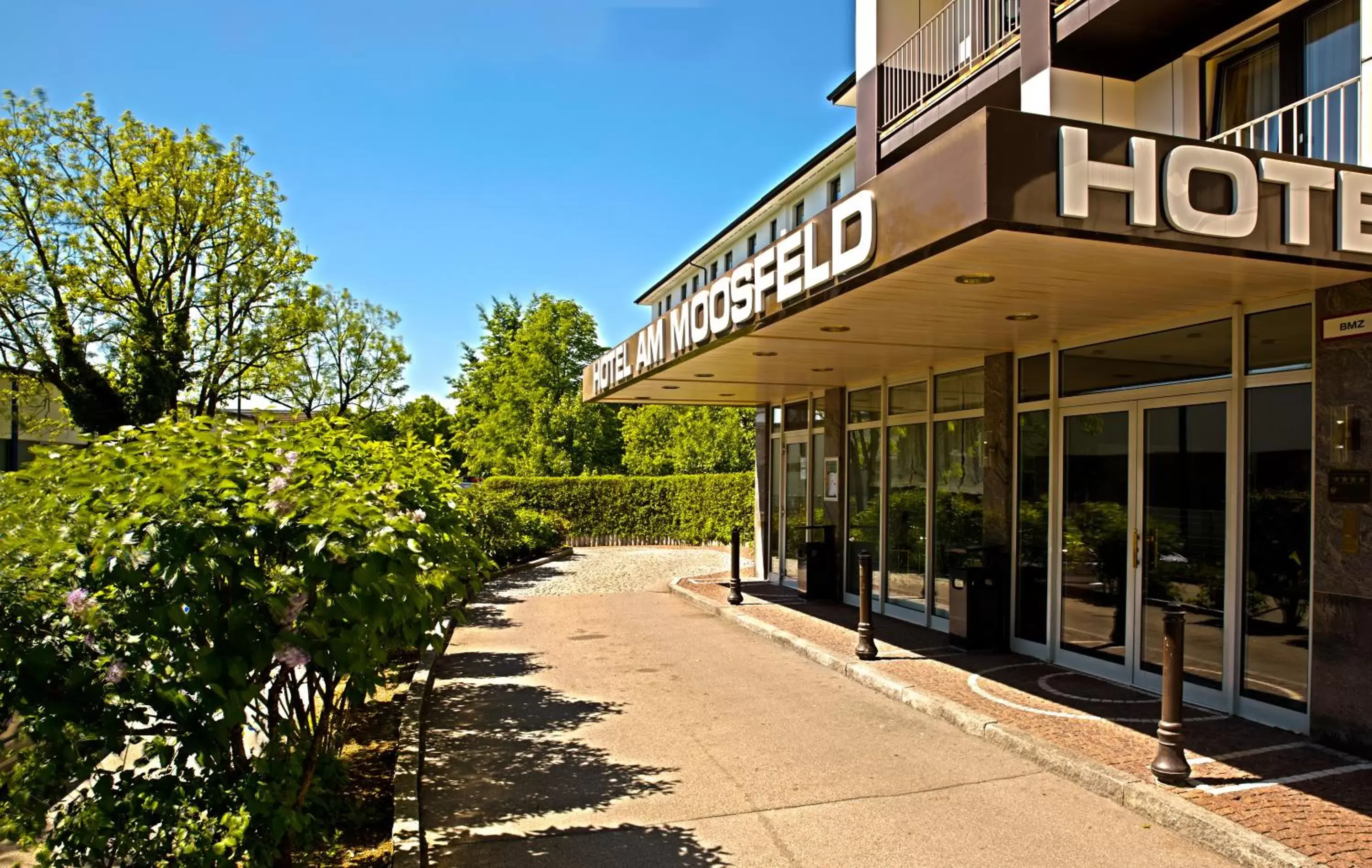 Facade/entrance in Hotel Am Moosfeld