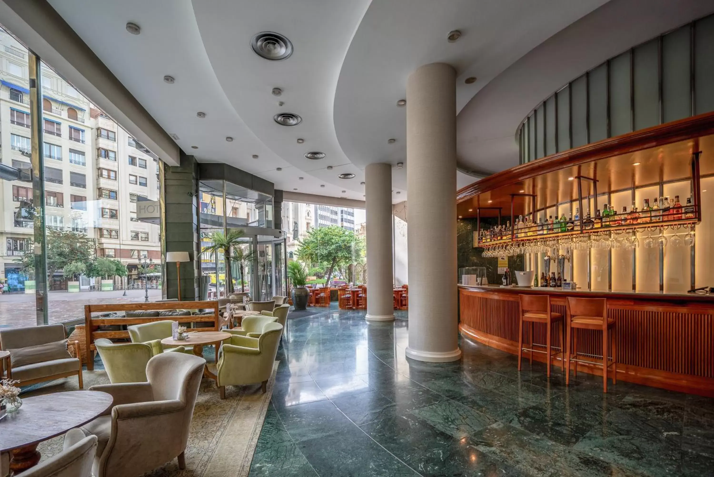 Lobby or reception, Lounge/Bar in Melia Plaza Valencia
