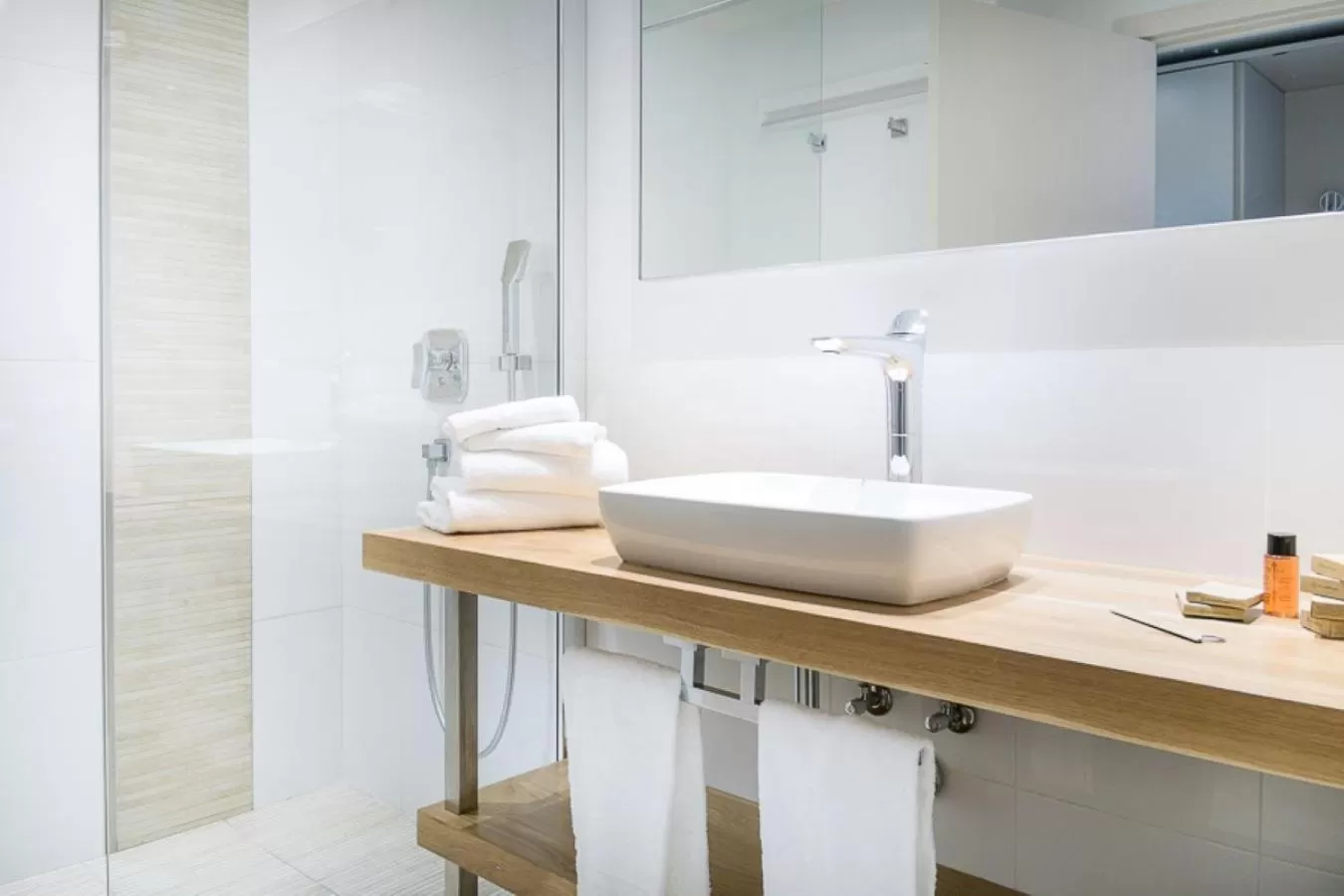 Shower in Hotel Bartaccia