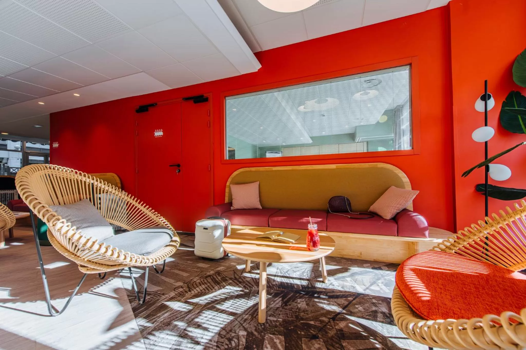 Living room in ibis Styles Antibes