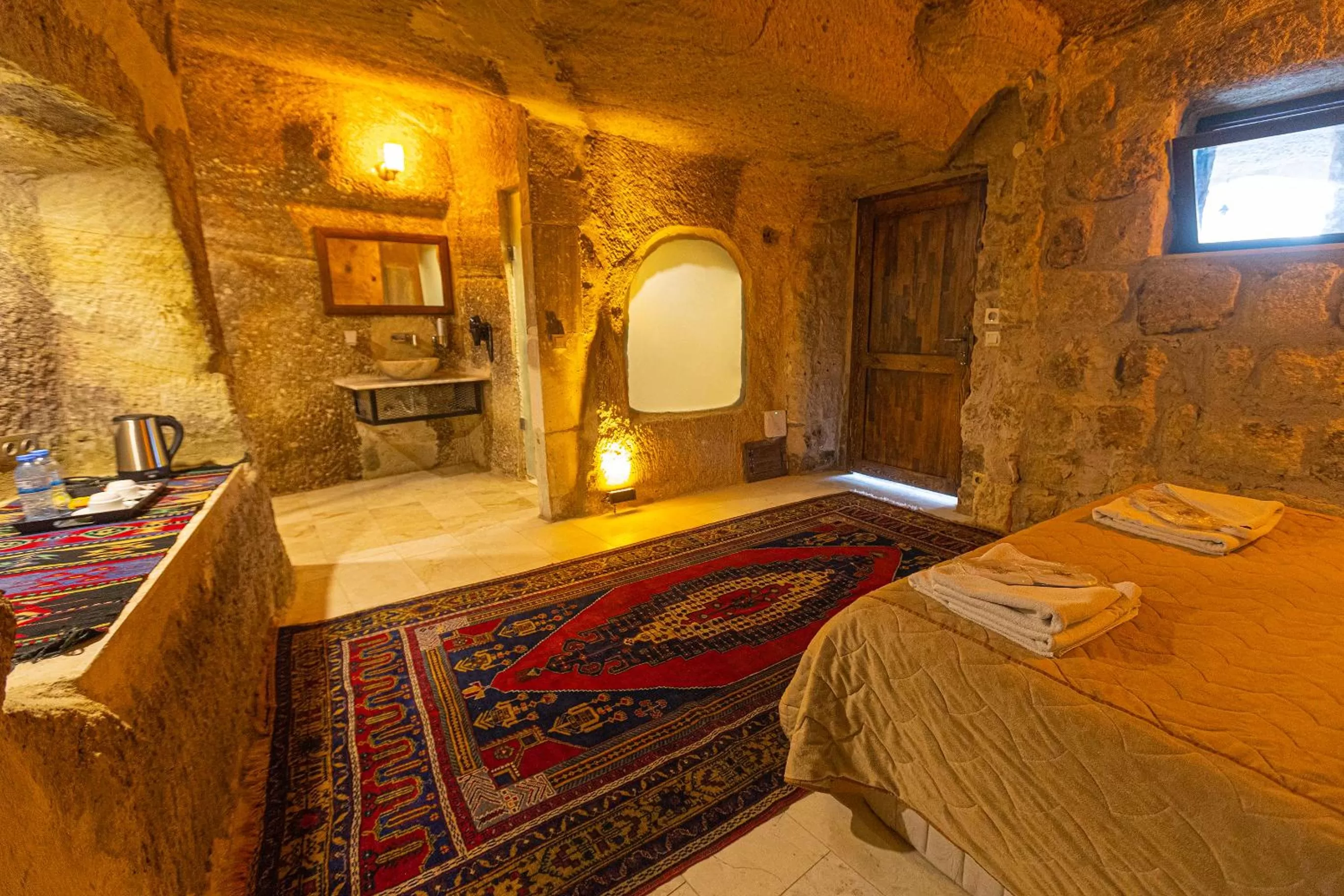 Bedroom, Bed in Taskonak Hotel