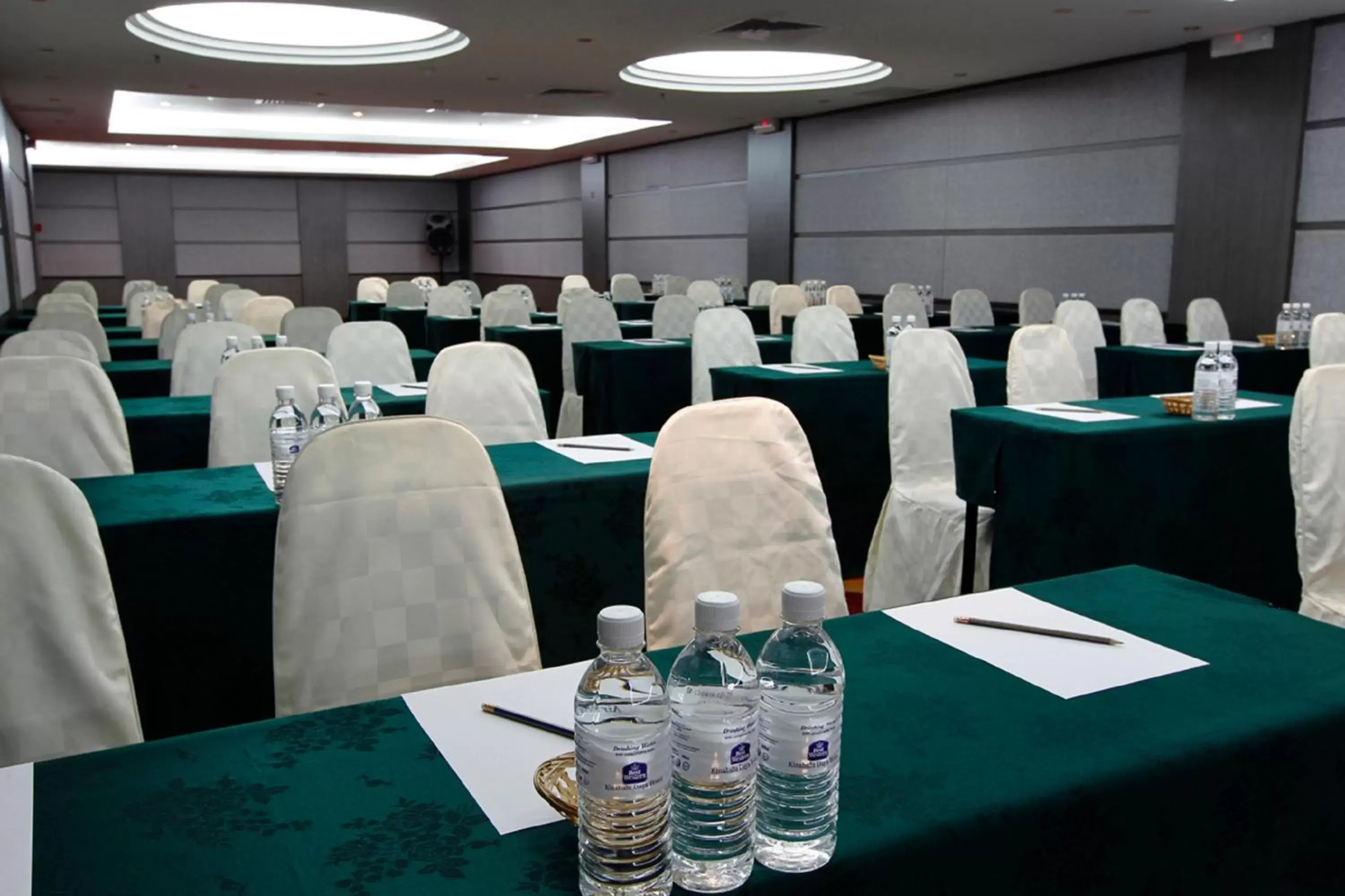 Business facilities in Kinabalu Daya Hotel