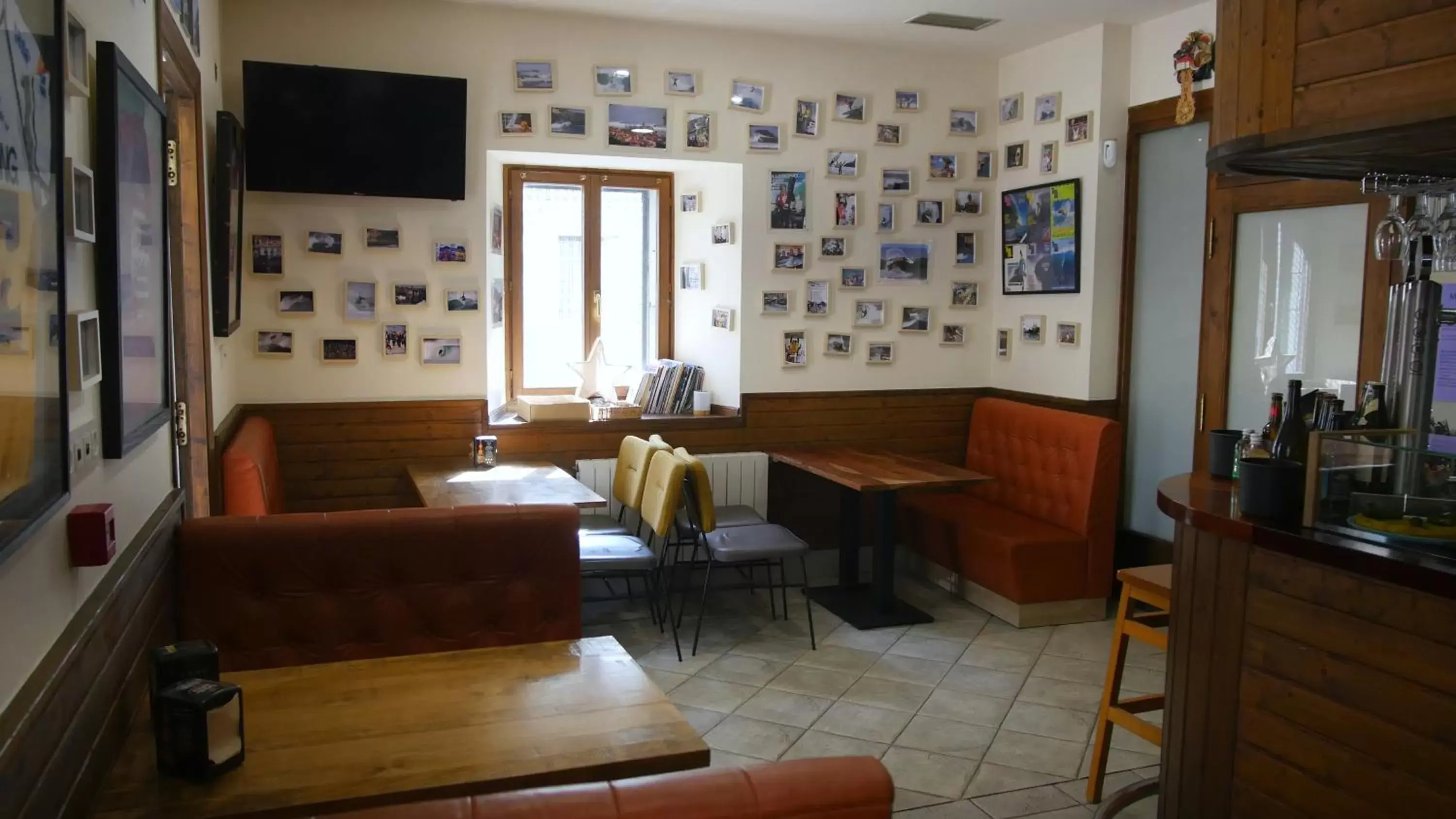 Restaurant/places to eat, Seating Area in Hotel Palacio Branka