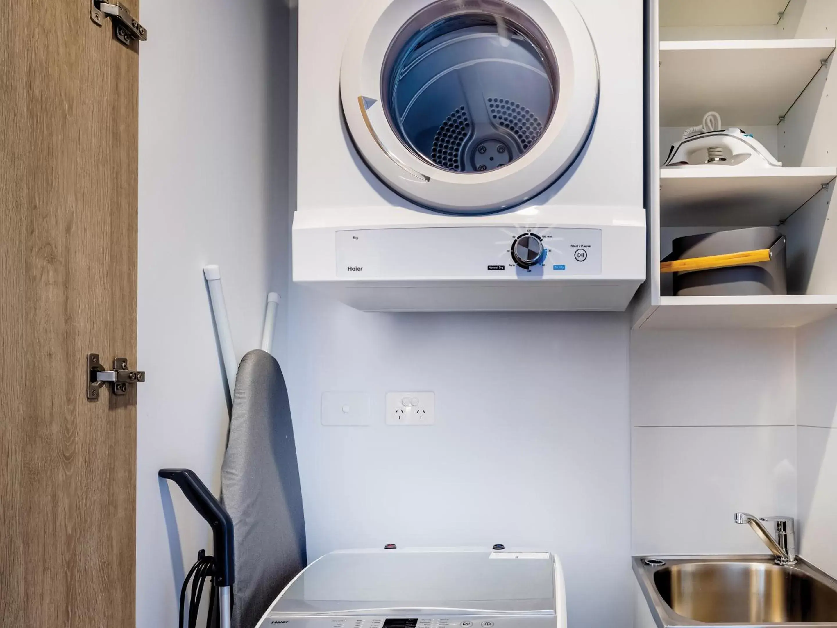 laundry, Bathroom in The Star Residences - Gold Coast