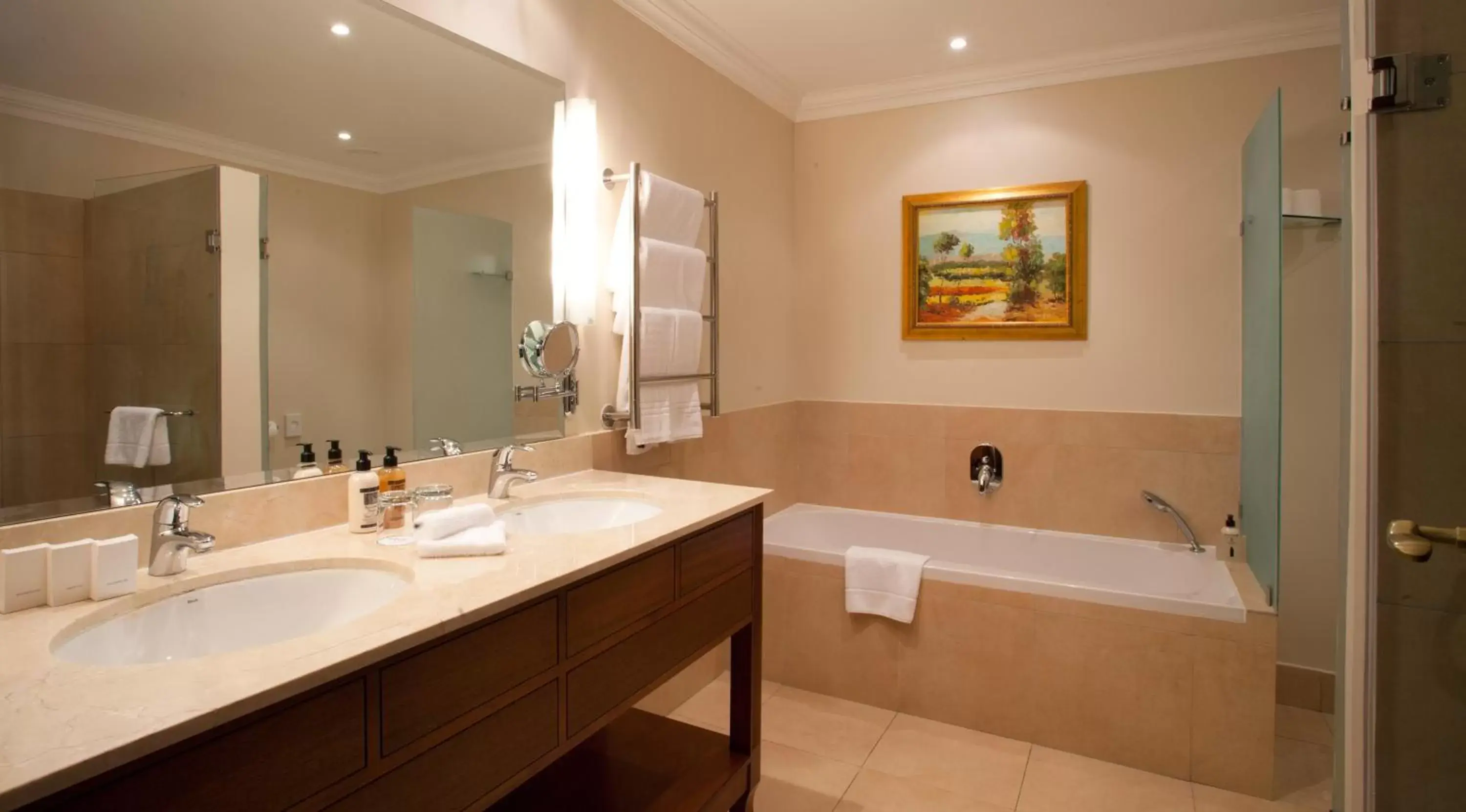 Bathroom in Asara Wine Estate & Hotel