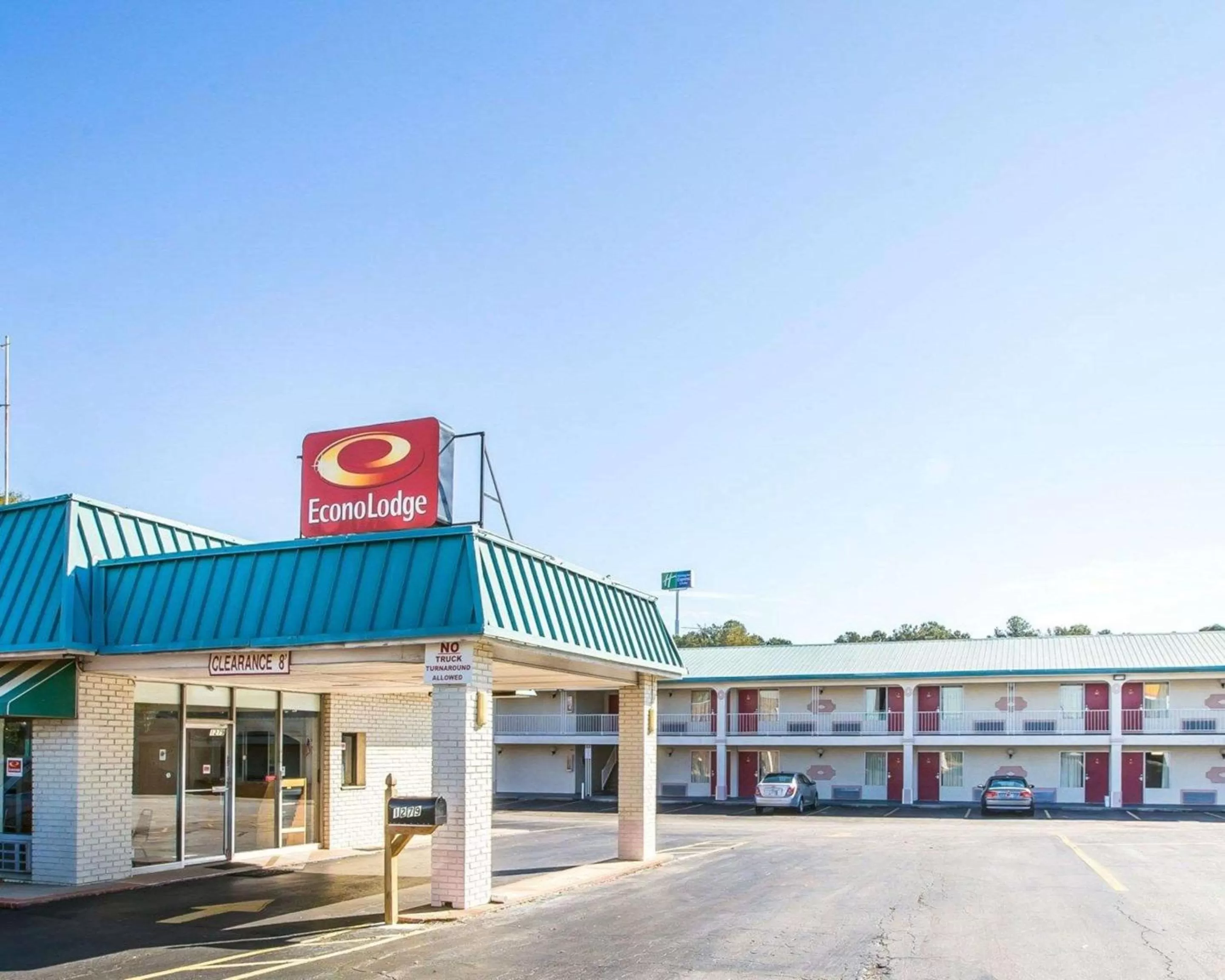 Property building in Econo Lodge McDonough South