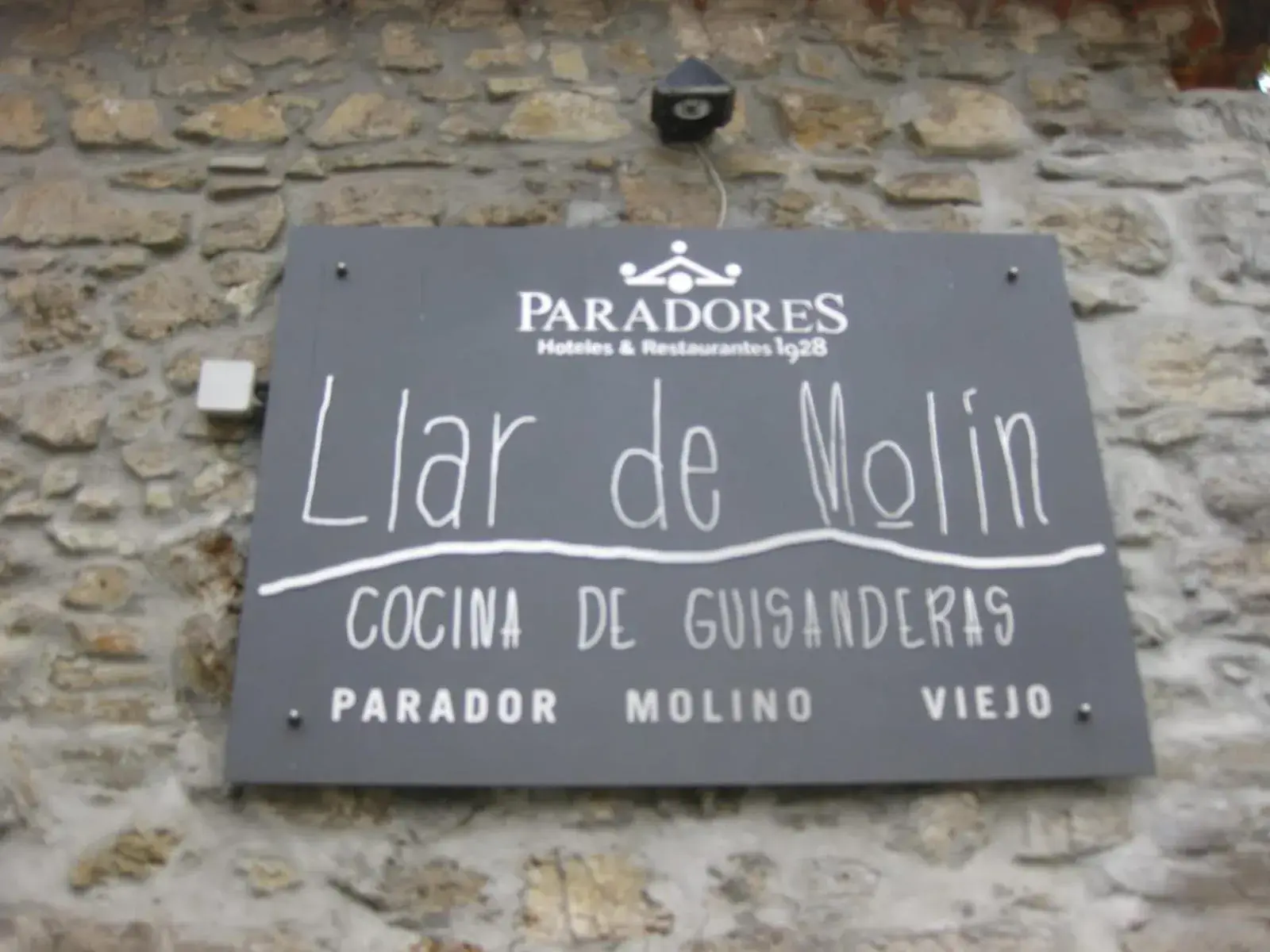 Property logo or sign in Parador de Gijón