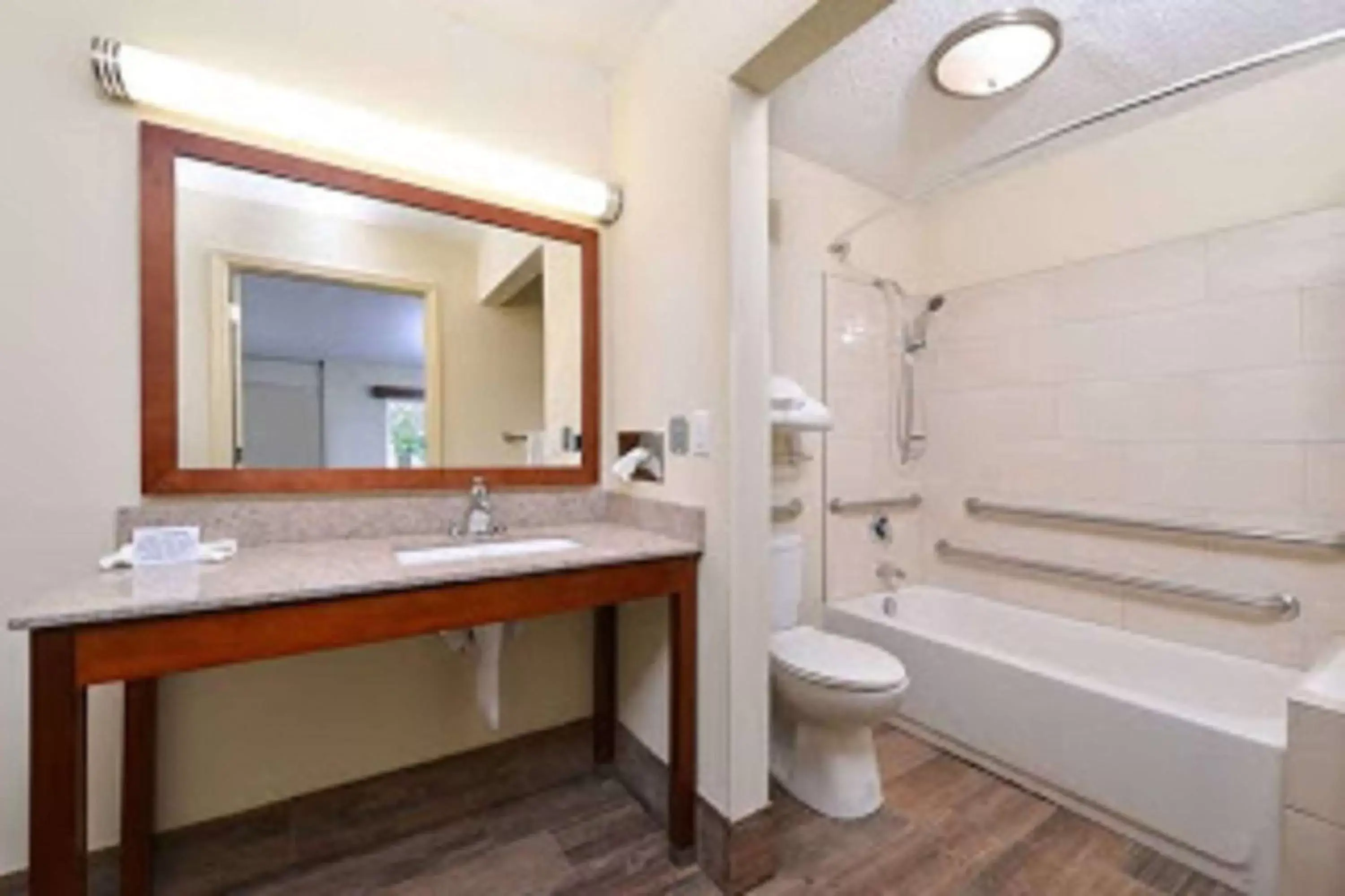 Bathroom in SureStay Hotel by Best Western Bowling Green North