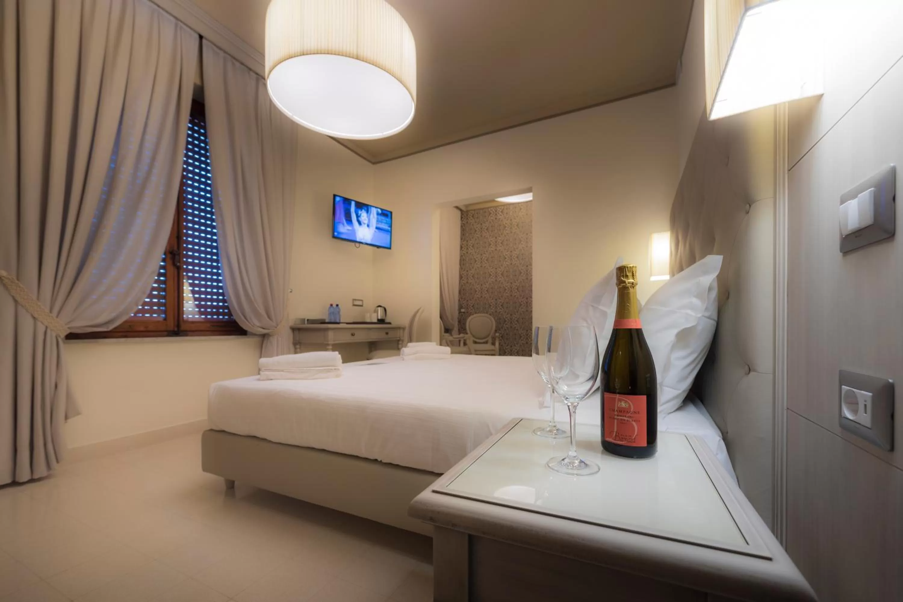 Photo of the whole room, Bed in Villa Elda Boutique Hotel