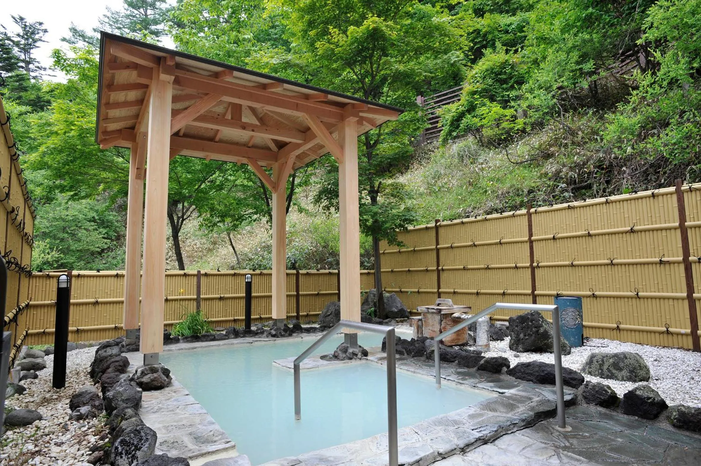 Spring in Yumoto Itaya