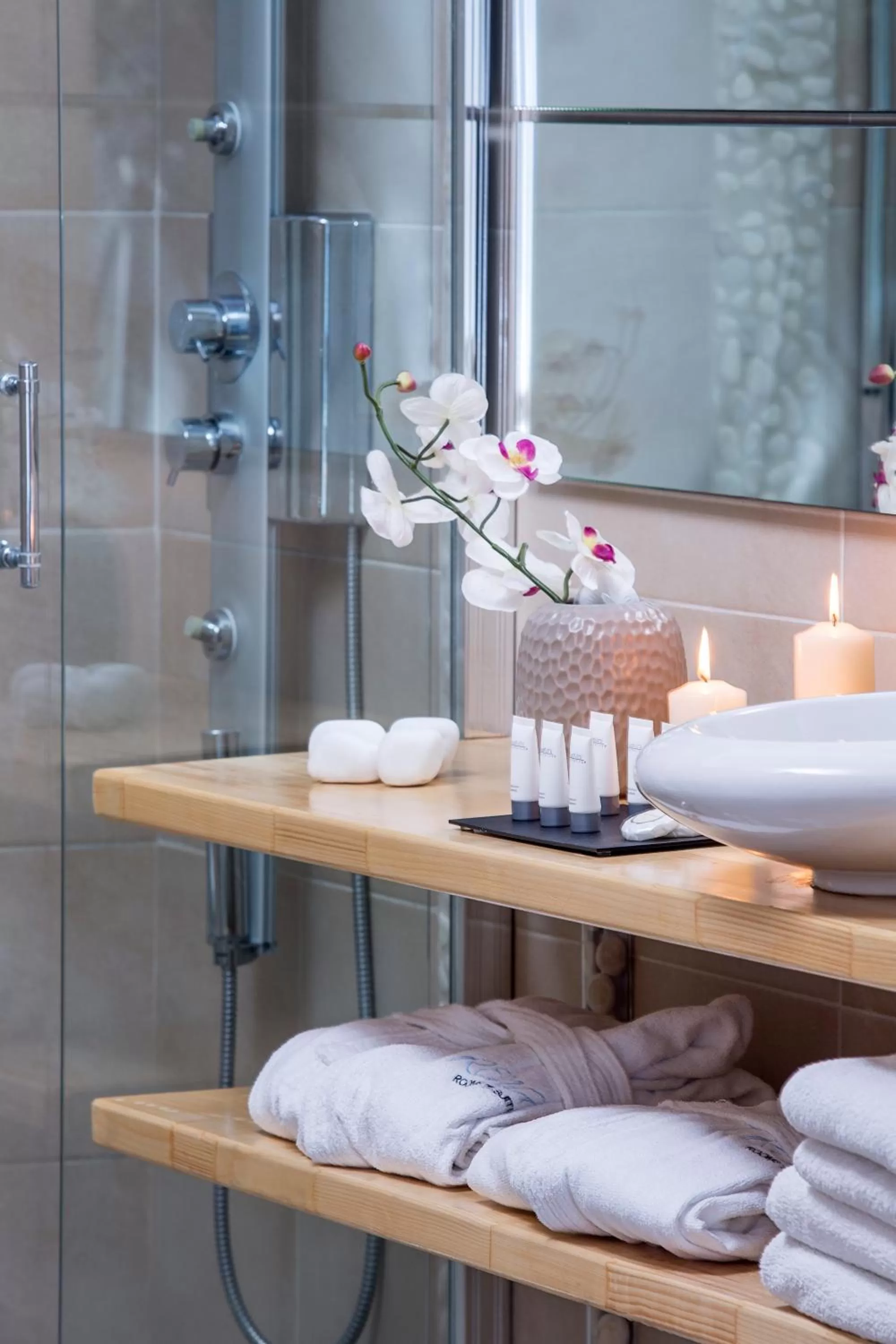 Bathroom in Callia Retreat Suites - Adults Only