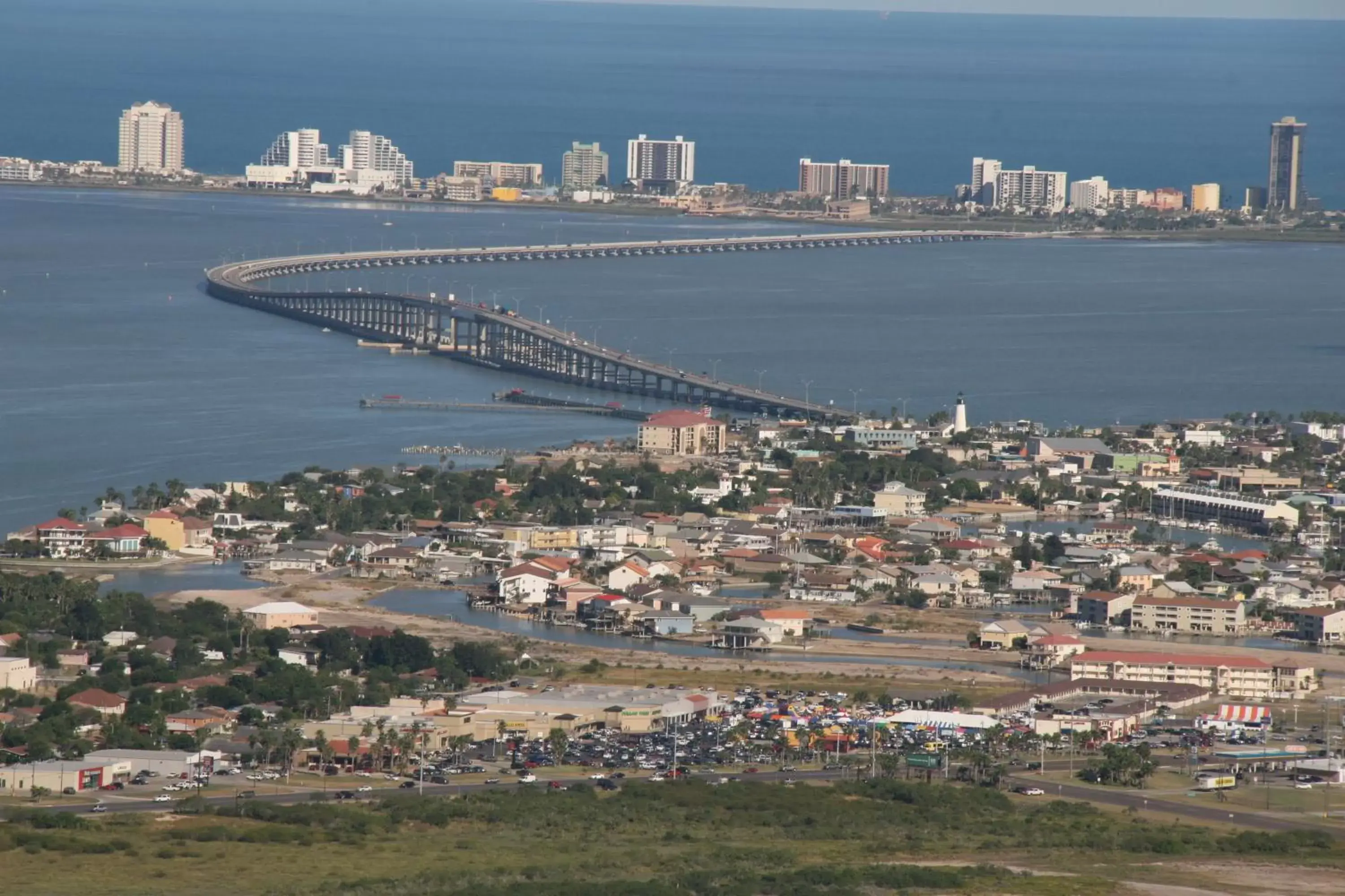 Neighbourhood, Bird's-eye View in Port Isla Inn