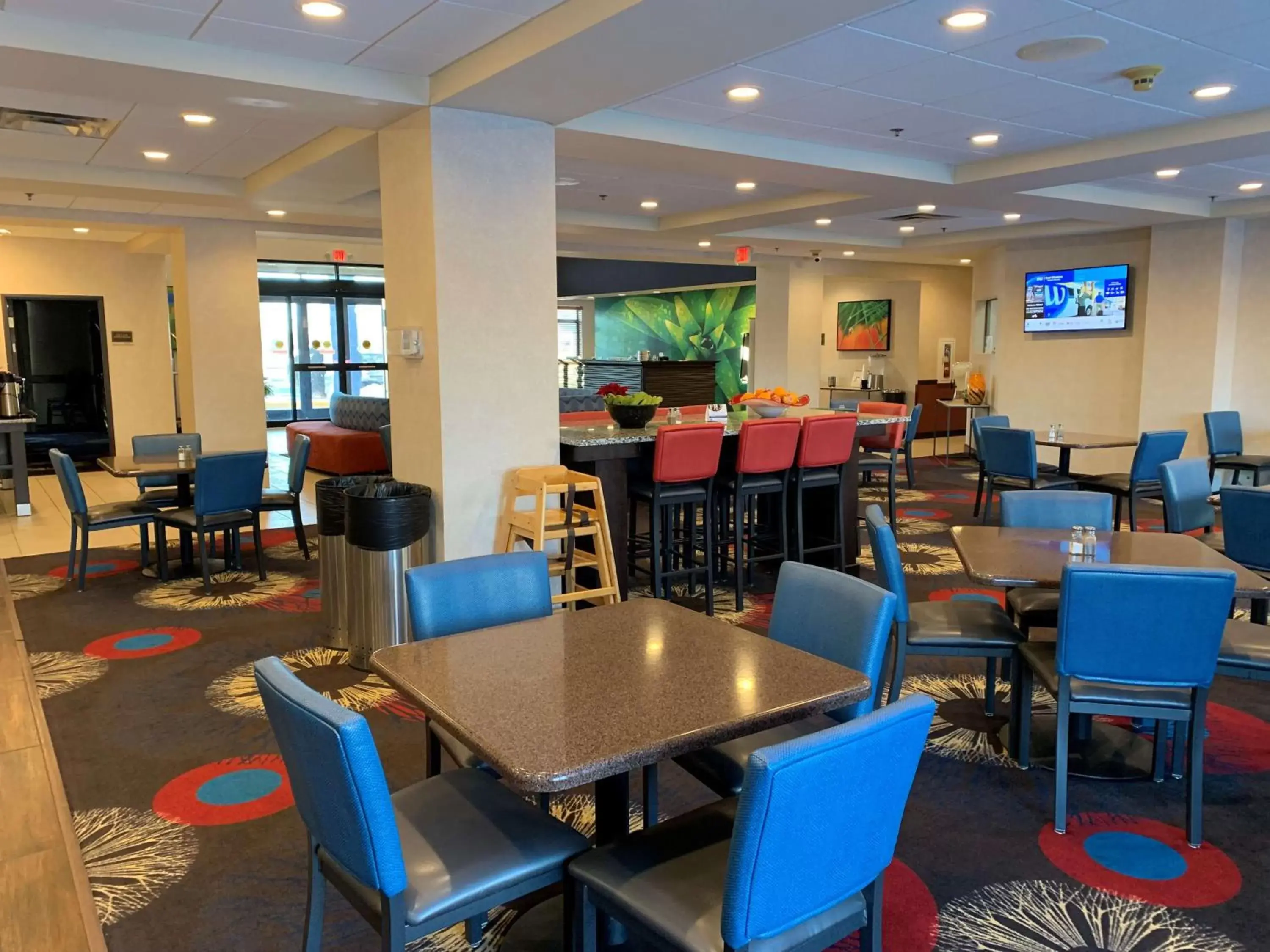 Restaurant/places to eat in Comfort Inn Saint Paul East Restaurant/places to eat in Comfort Inn Saint Paul East