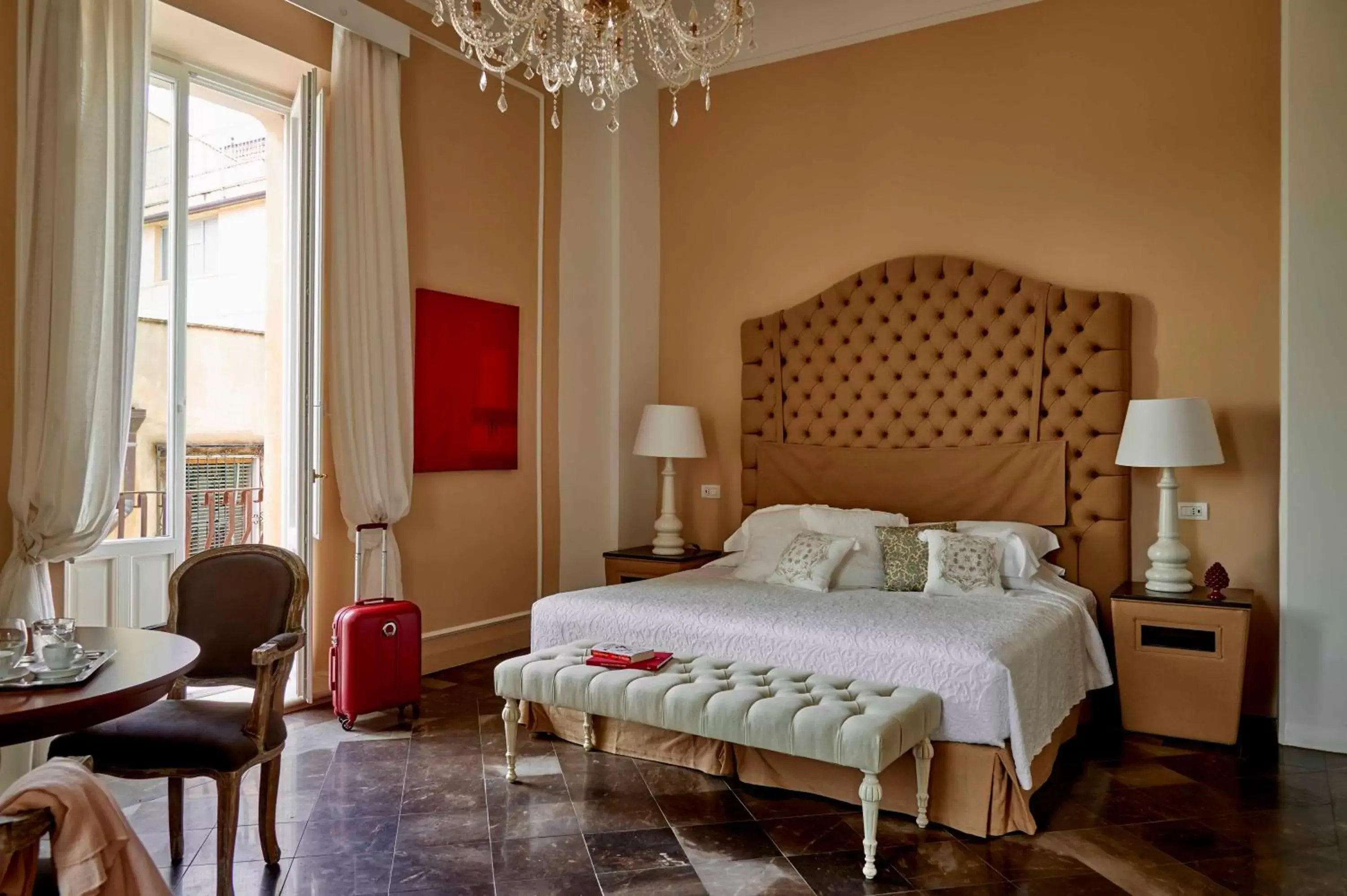 Photo of the whole room, Bed in Gagliardi Boutique Hotel