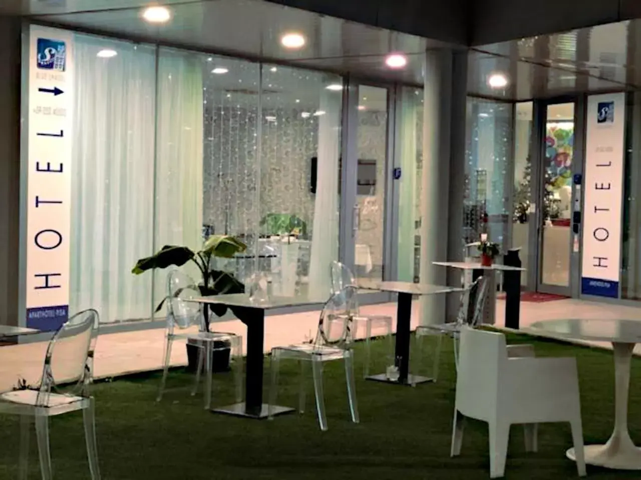 Property building in Blue Shades Hotel Property building in Blue Shades Hotel