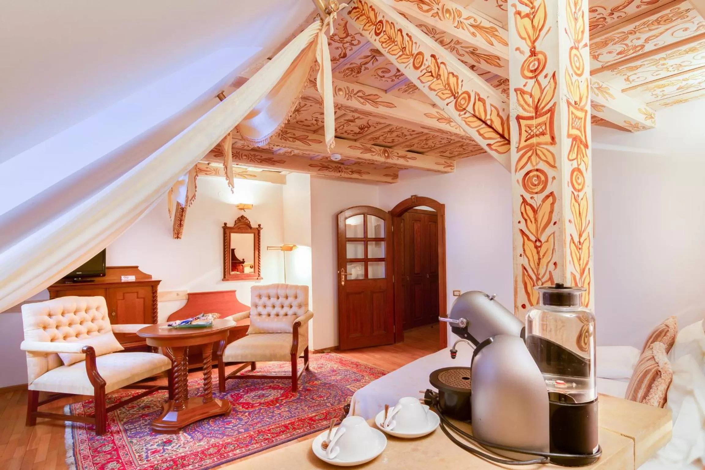 Coffee/tea facilities in The King Charles