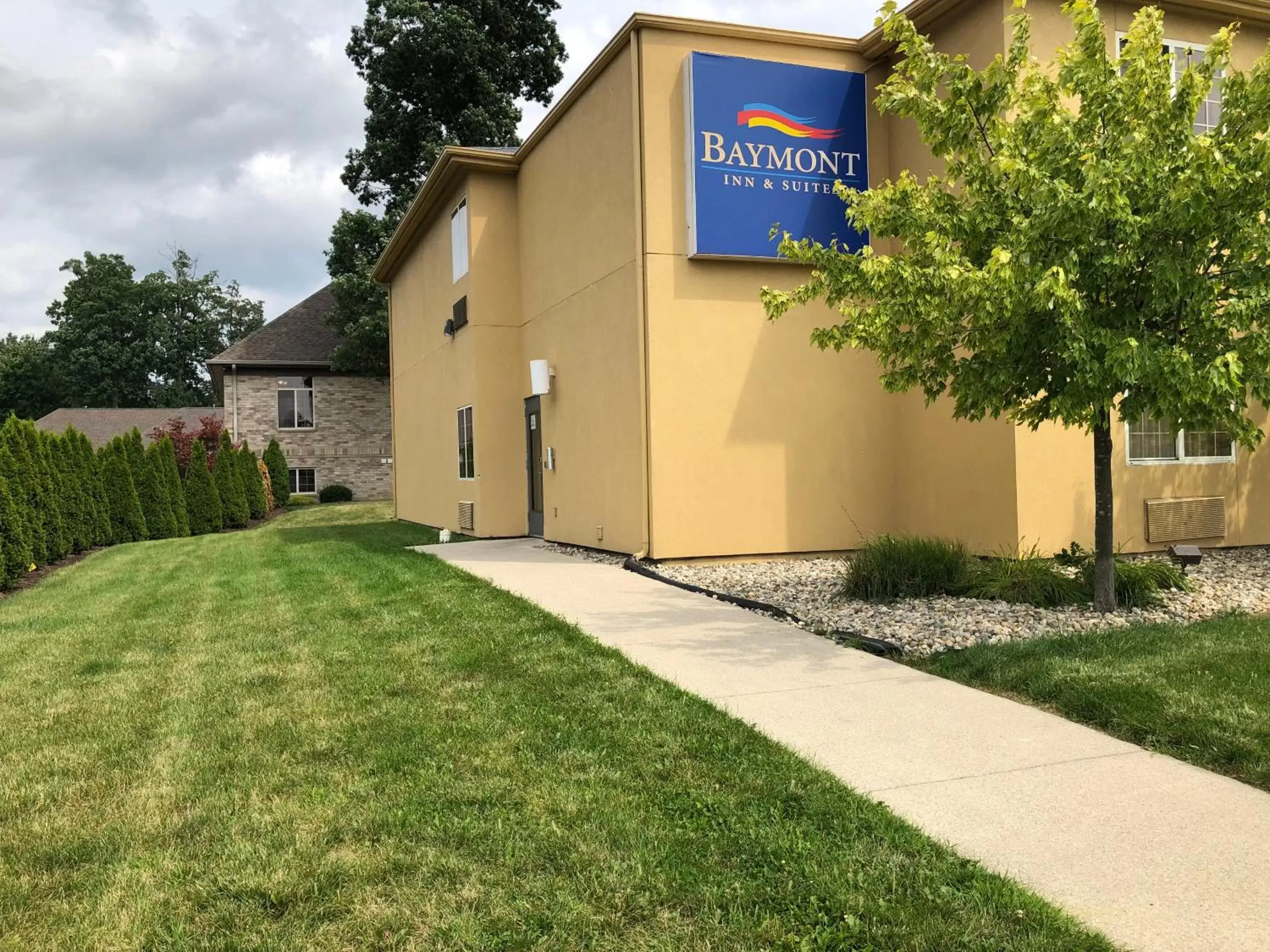 Property Building in Baymont by Wyndham Fort Wayne