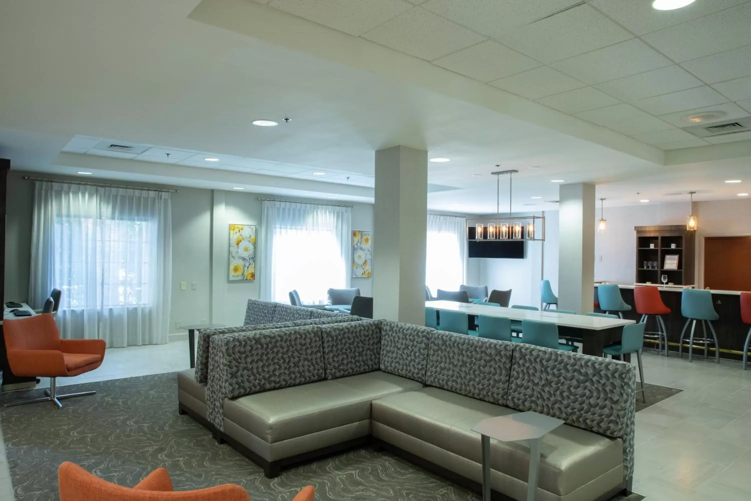 Property building in Holiday Inn & Suites Raleigh Cary, an IHG Hotel