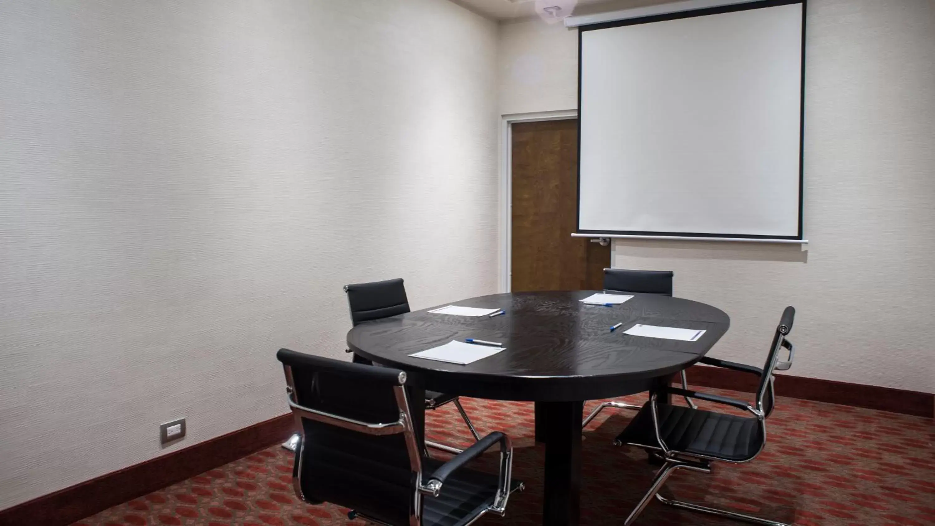 Meeting/conference room in Holiday Inn Express & Suites Chihuahua Juventud, an IHG Hotel