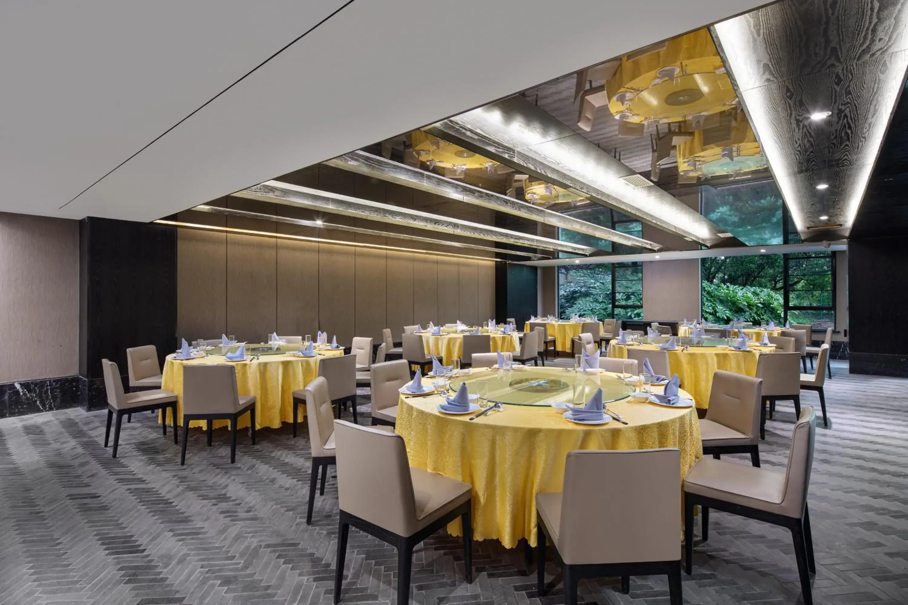 Restaurant/Places to Eat in Holiday Inn Hangzhou Chaoshan, an IHG Hotel