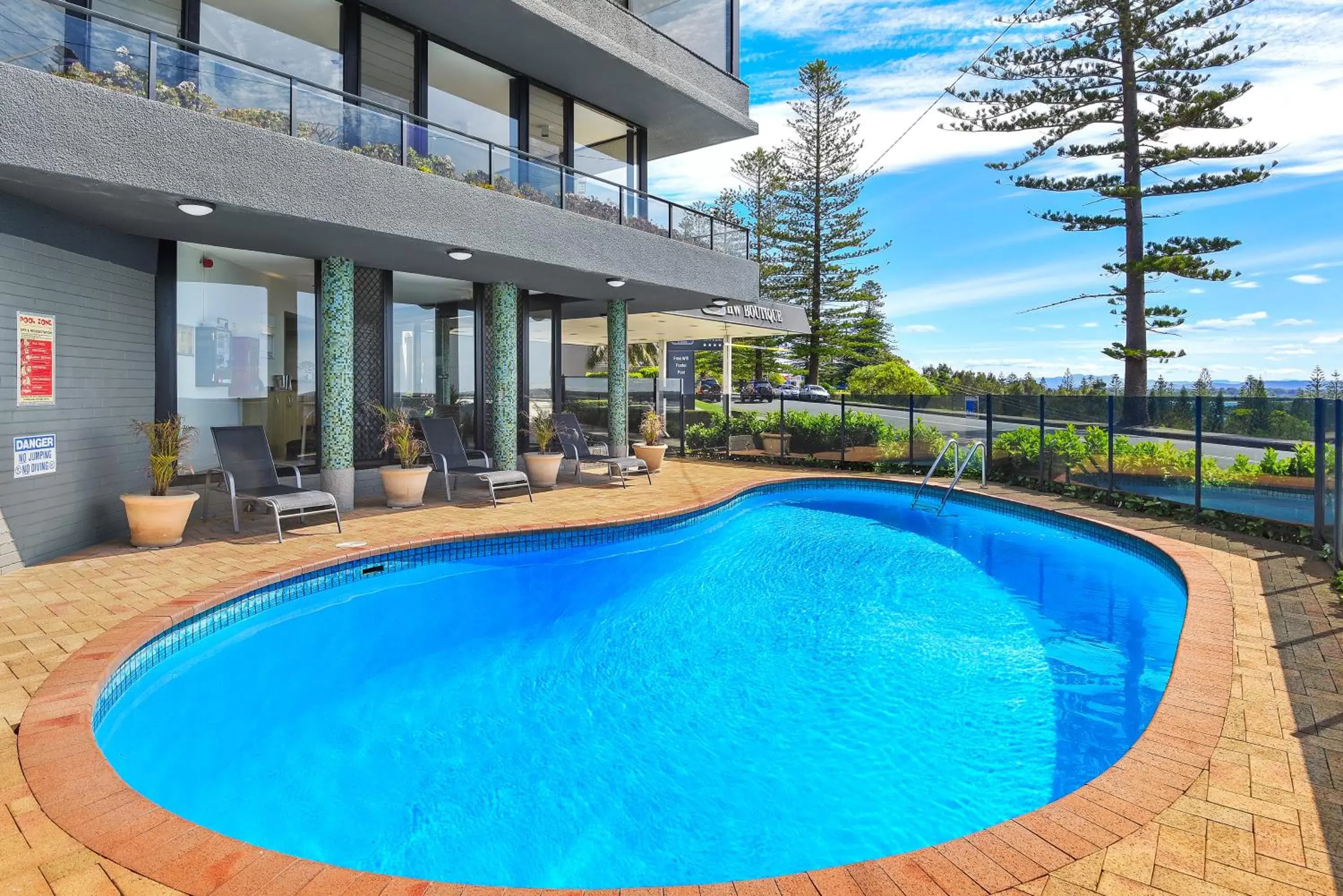 Swimming pool in ibis Styles Port Macquarie Swimming pool in ibis Styles Port Macquarie