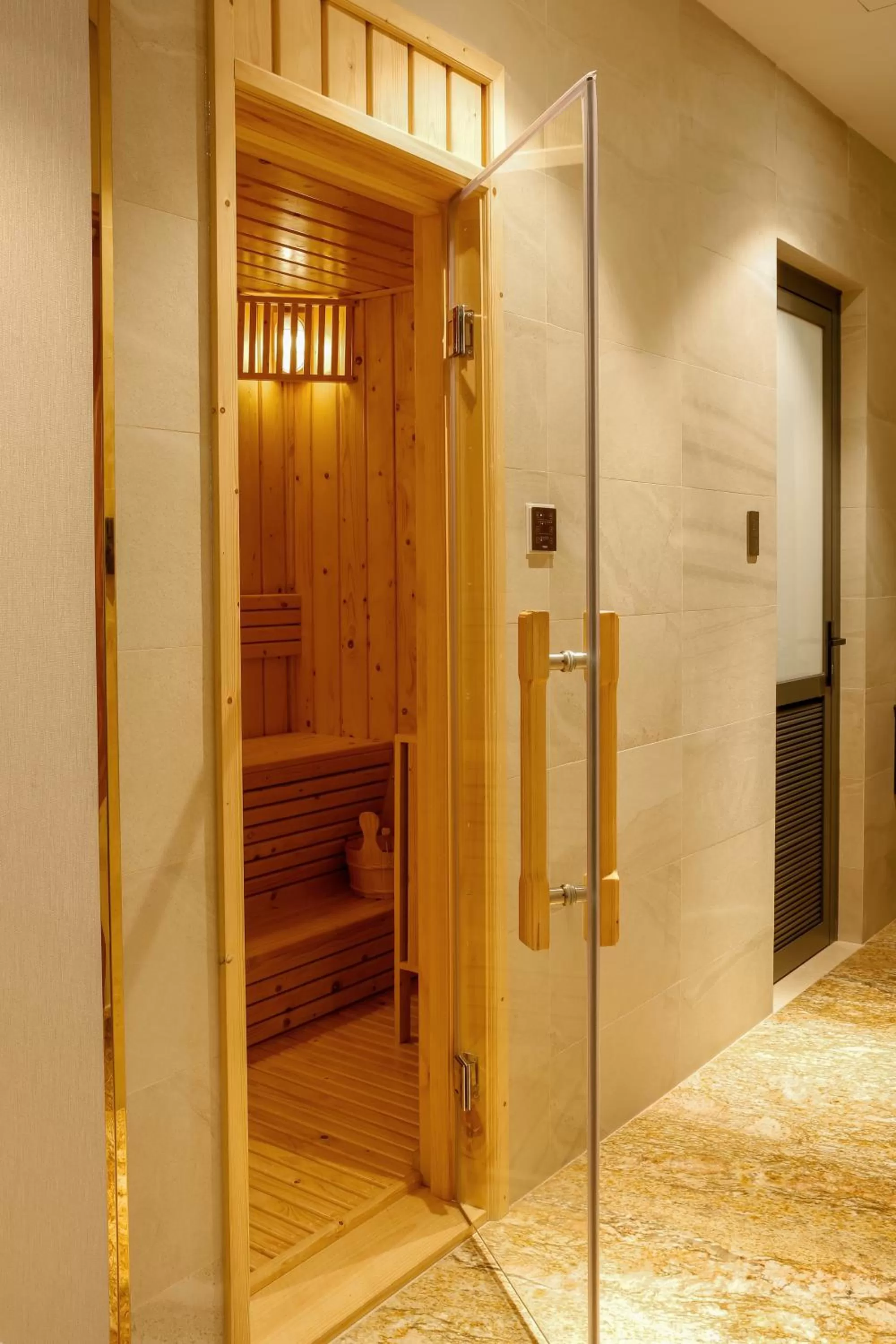 Sauna in DHTS Business Hotel & Apartment