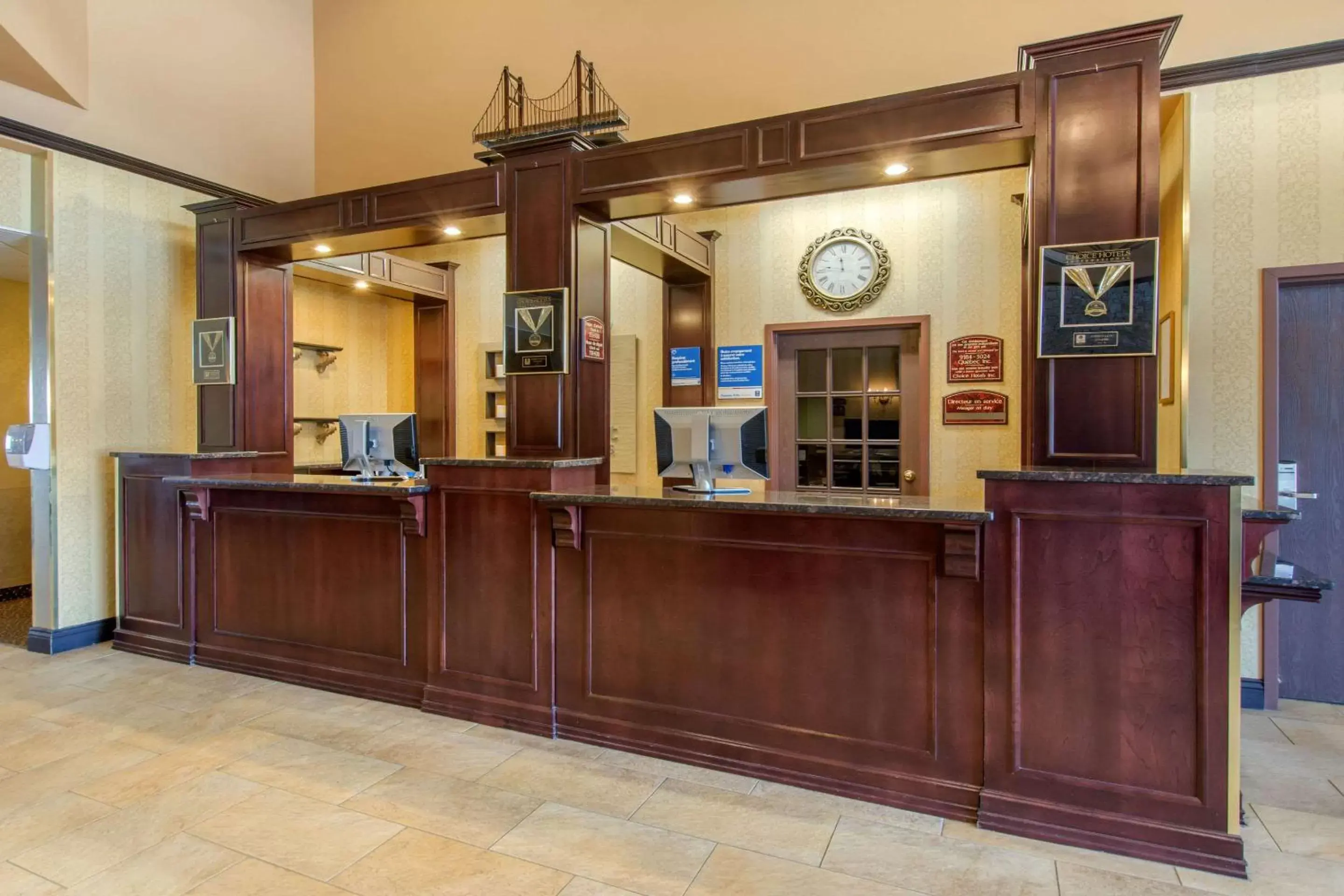 Lobby or reception, Lobby/Reception in Comfort Inn & Suites Levis / Rive Sud Quebec city