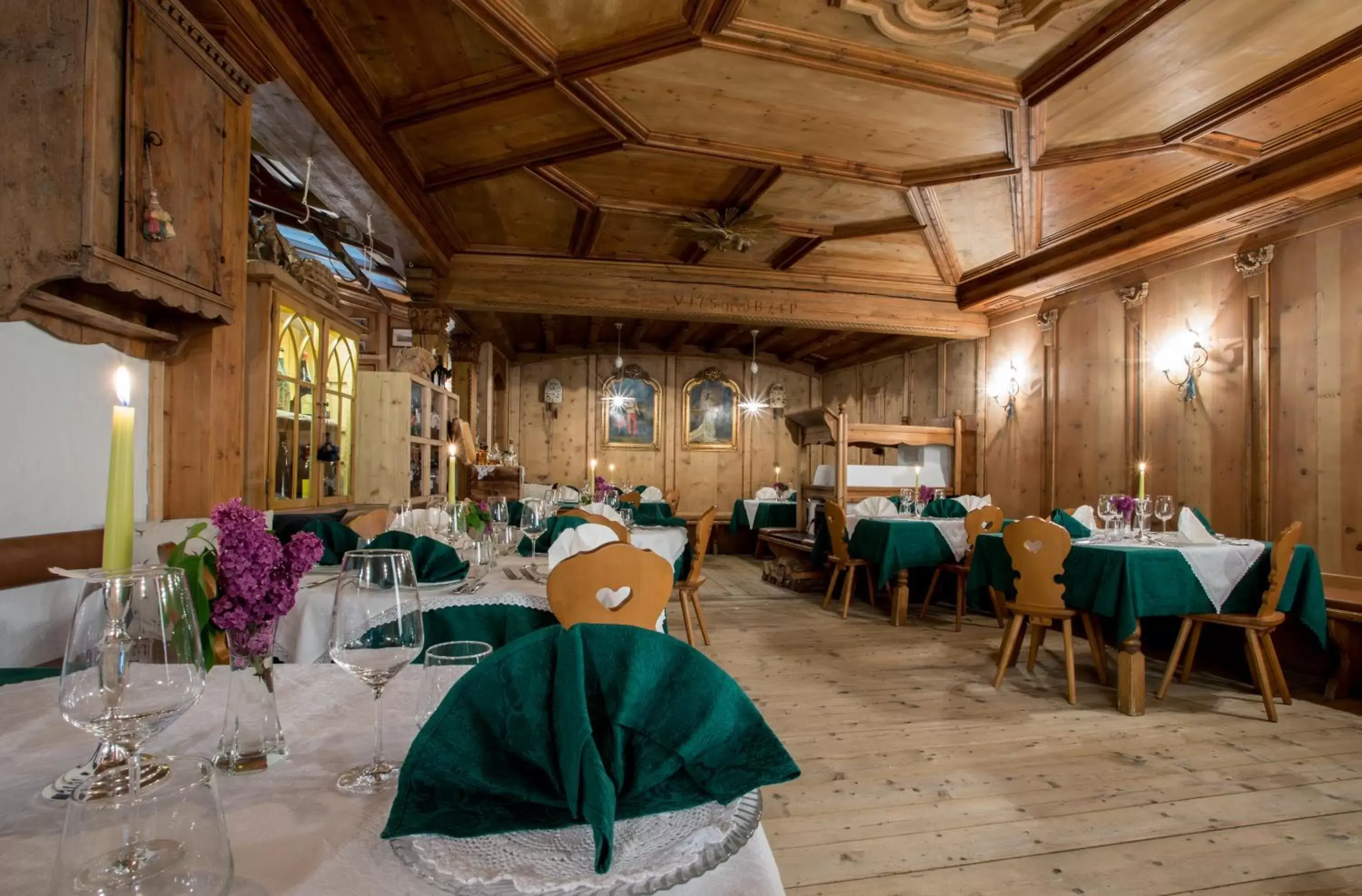 Restaurant/Places to Eat in Hotel La Stua