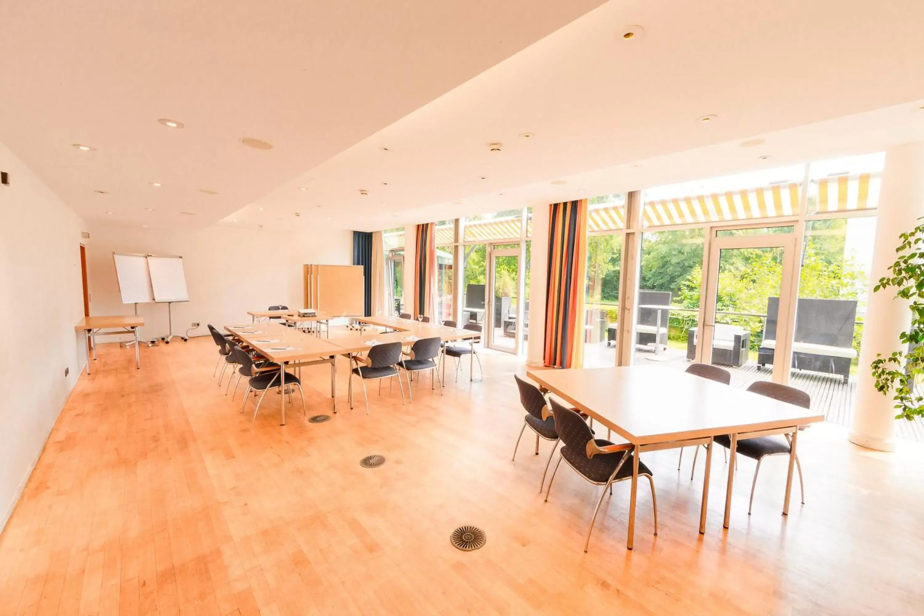 Meeting/conference room in Best Western Plaza Hotel Stuttgart-Ditzingen