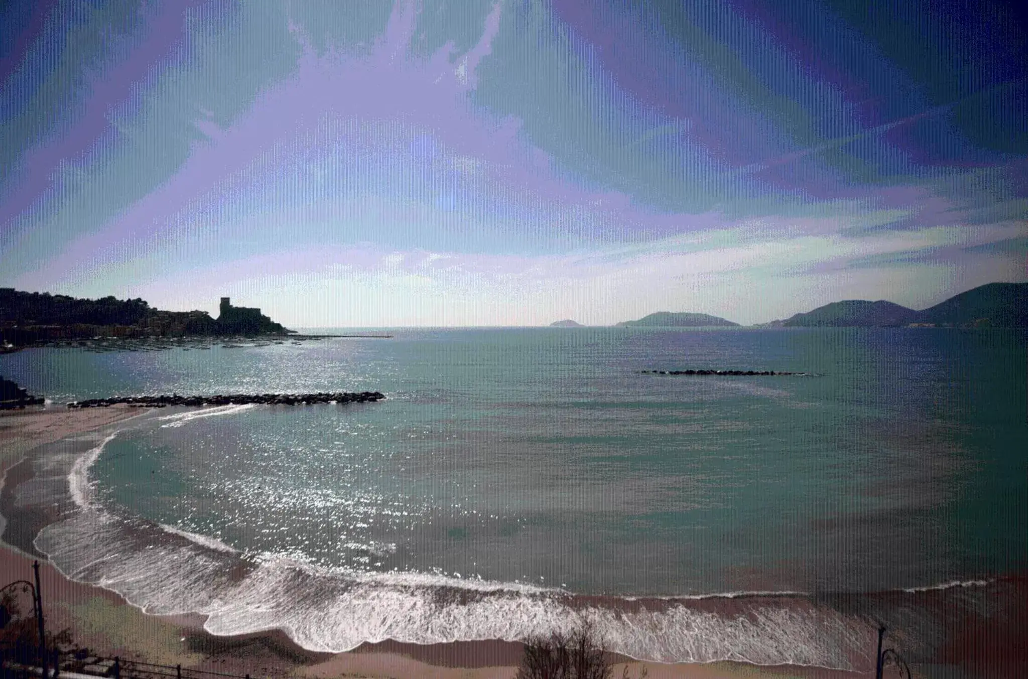 View (from property/room), Beach in Hotel Florida Lerici