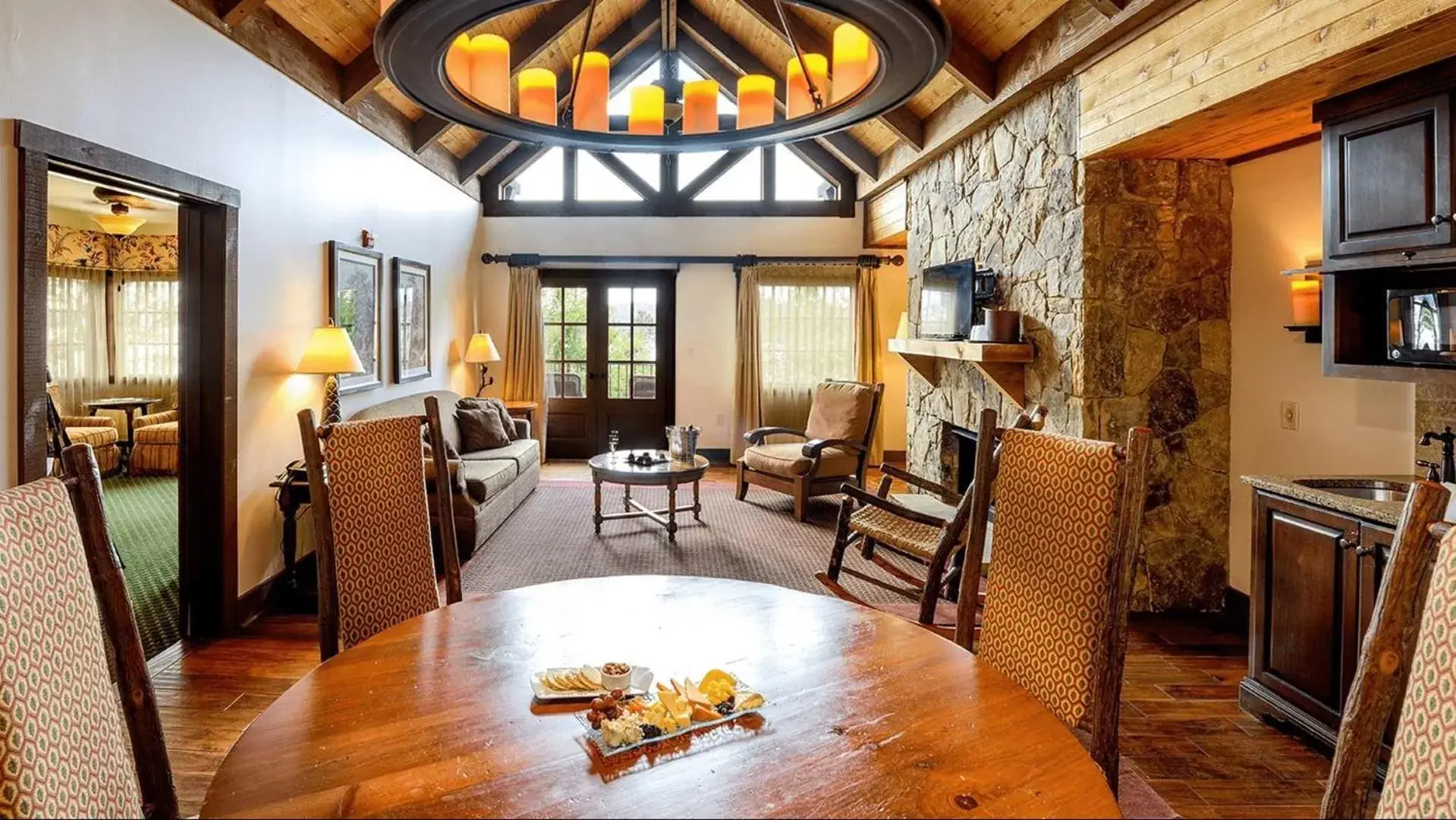 Lounge or bar, Restaurant/Places to Eat in Lanier Islands Legacy Lodge