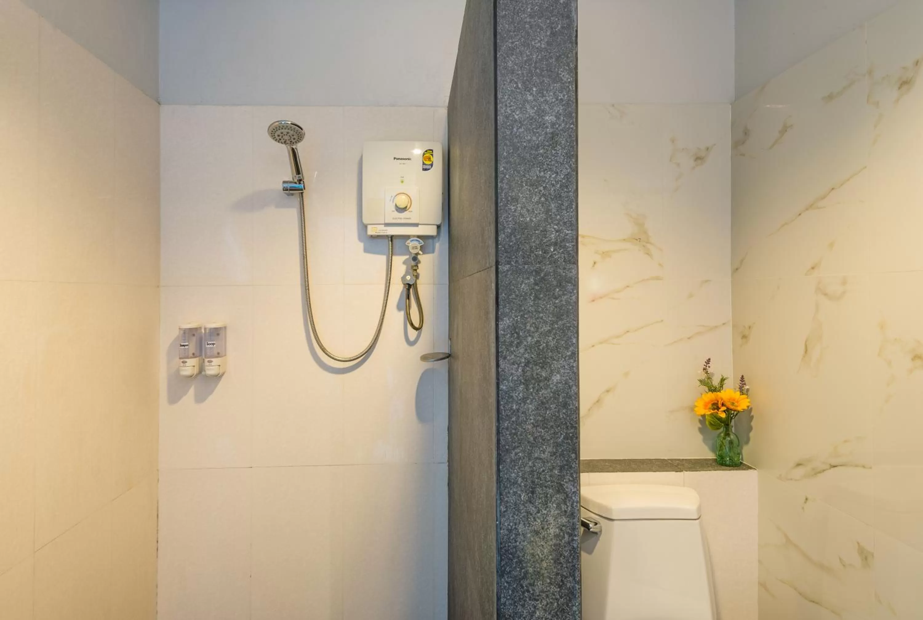 Toilet in Baan Ban Dalay