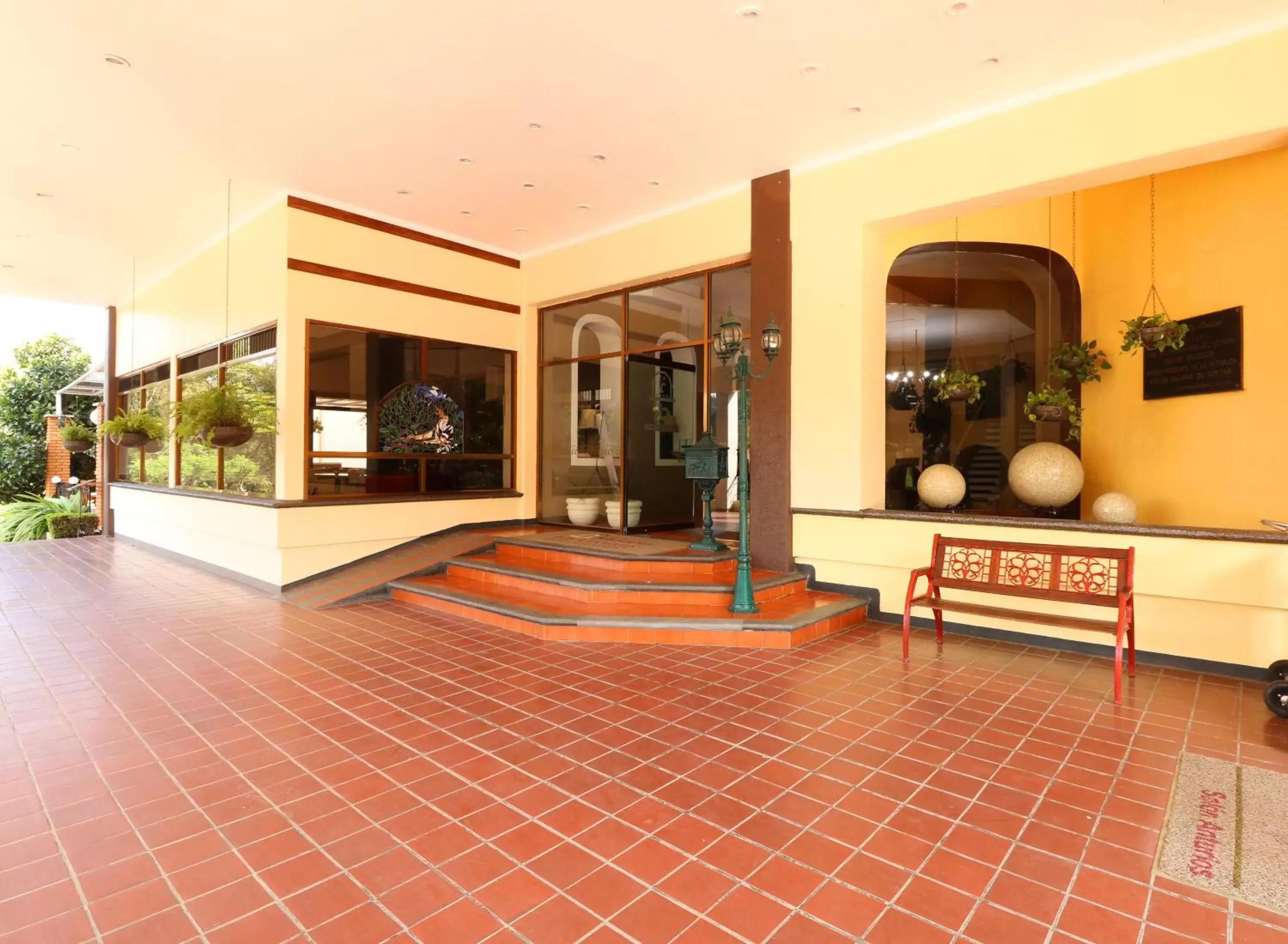 Facade/entrance, Lobby/Reception in Mision Los Cocuyos Alta Montana