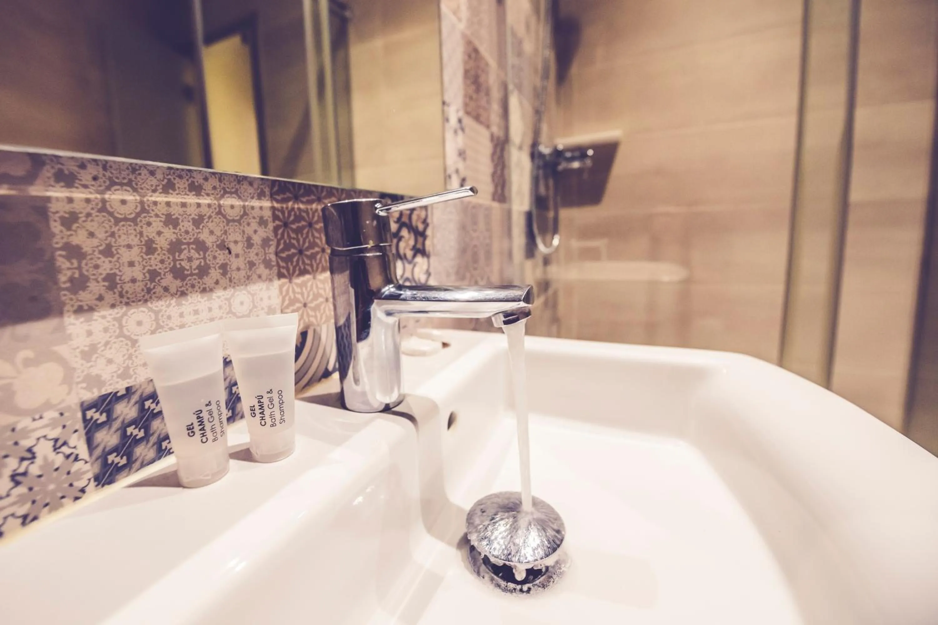 Bathroom in Hostal Marlasca