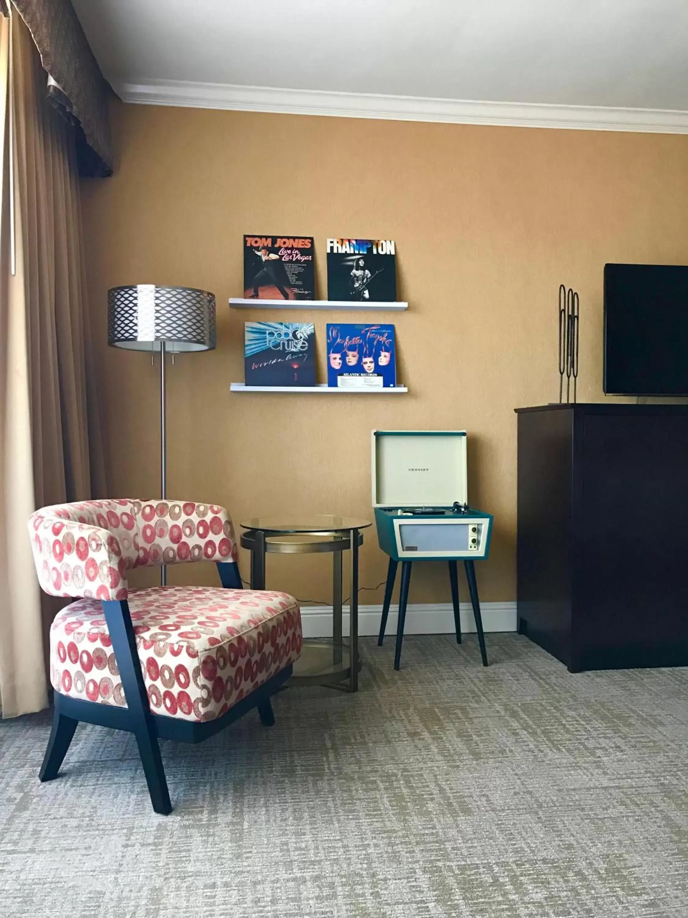 Decorative detail, Seating Area in The Dylan Hotel at SFO