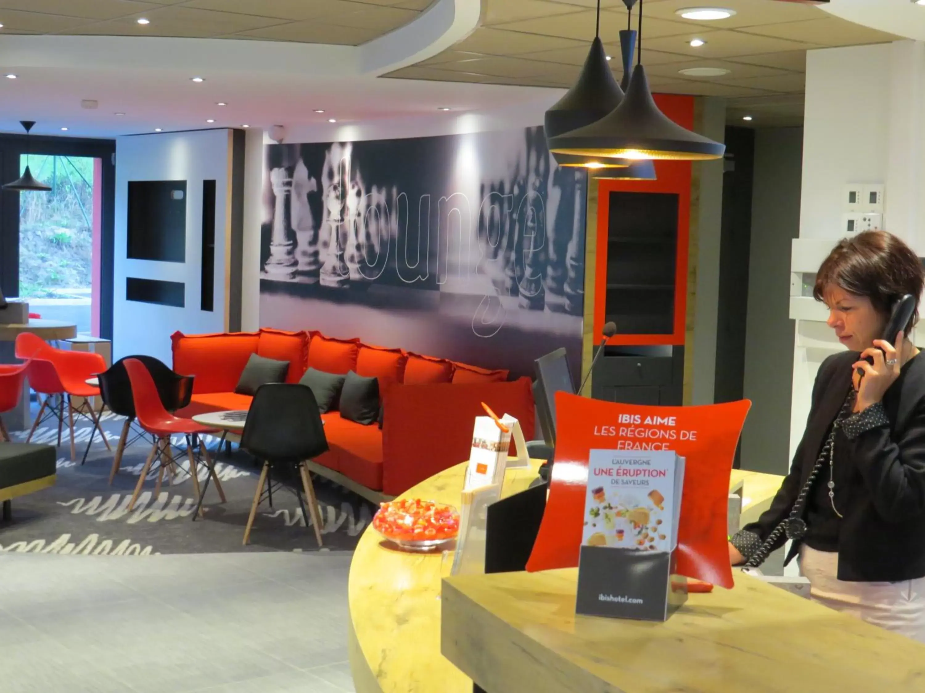 Staff, Restaurant/Places to Eat in ibis Soissons