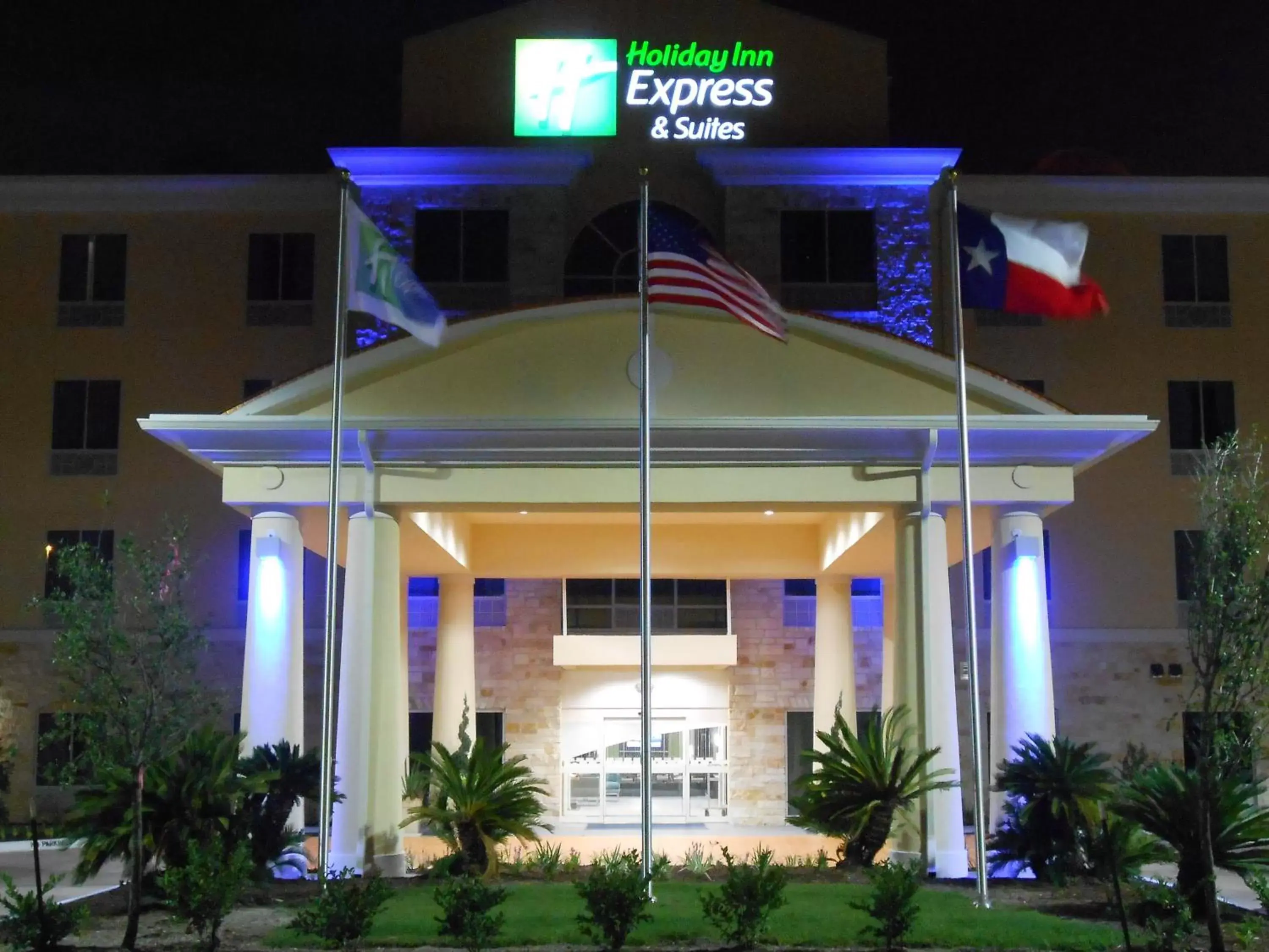 Property Building in Holiday Inn Express & Suites Houston Northwest-Brookhollow, an IHG Hotel
