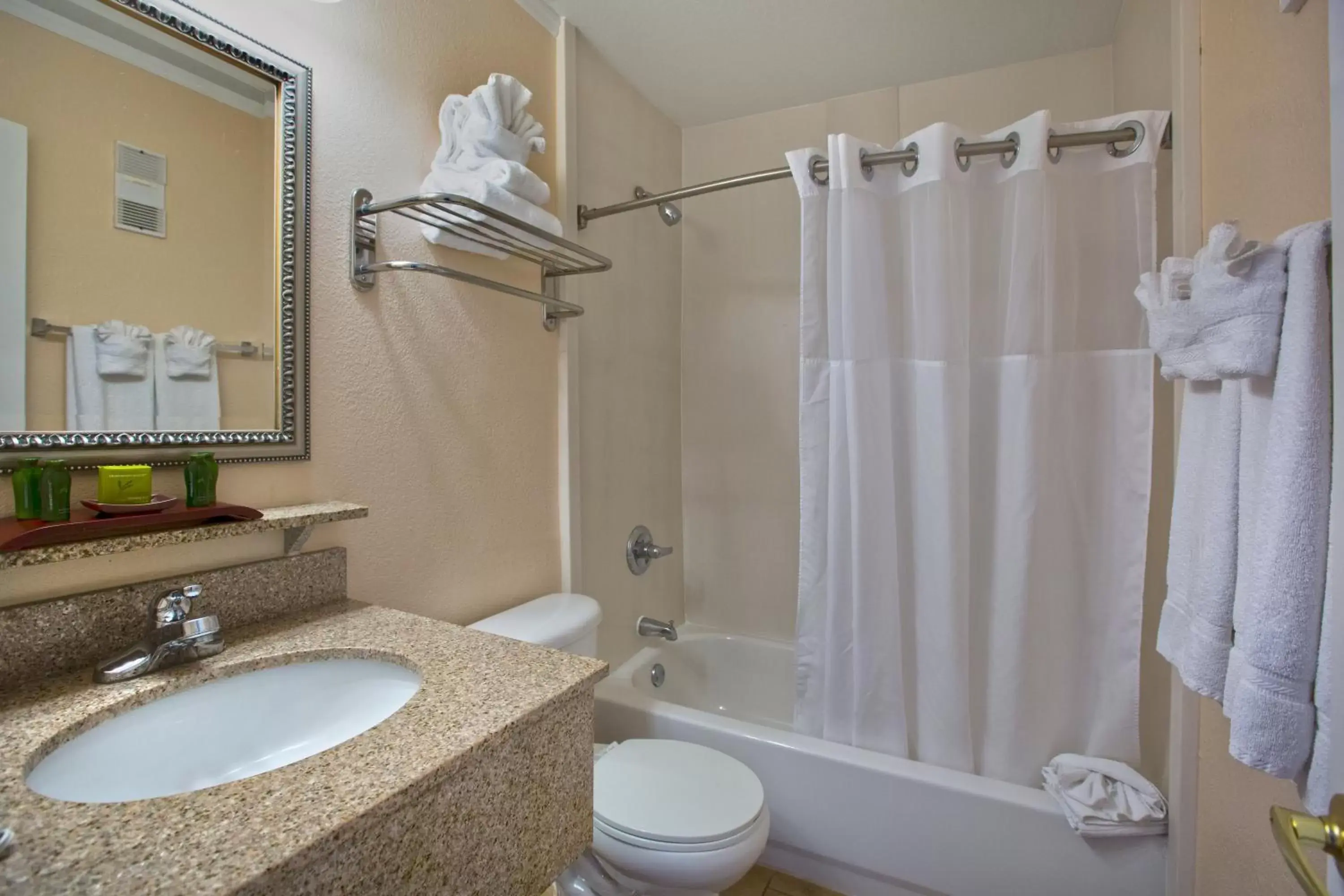 Bathroom in Sailport Waterfront Suites