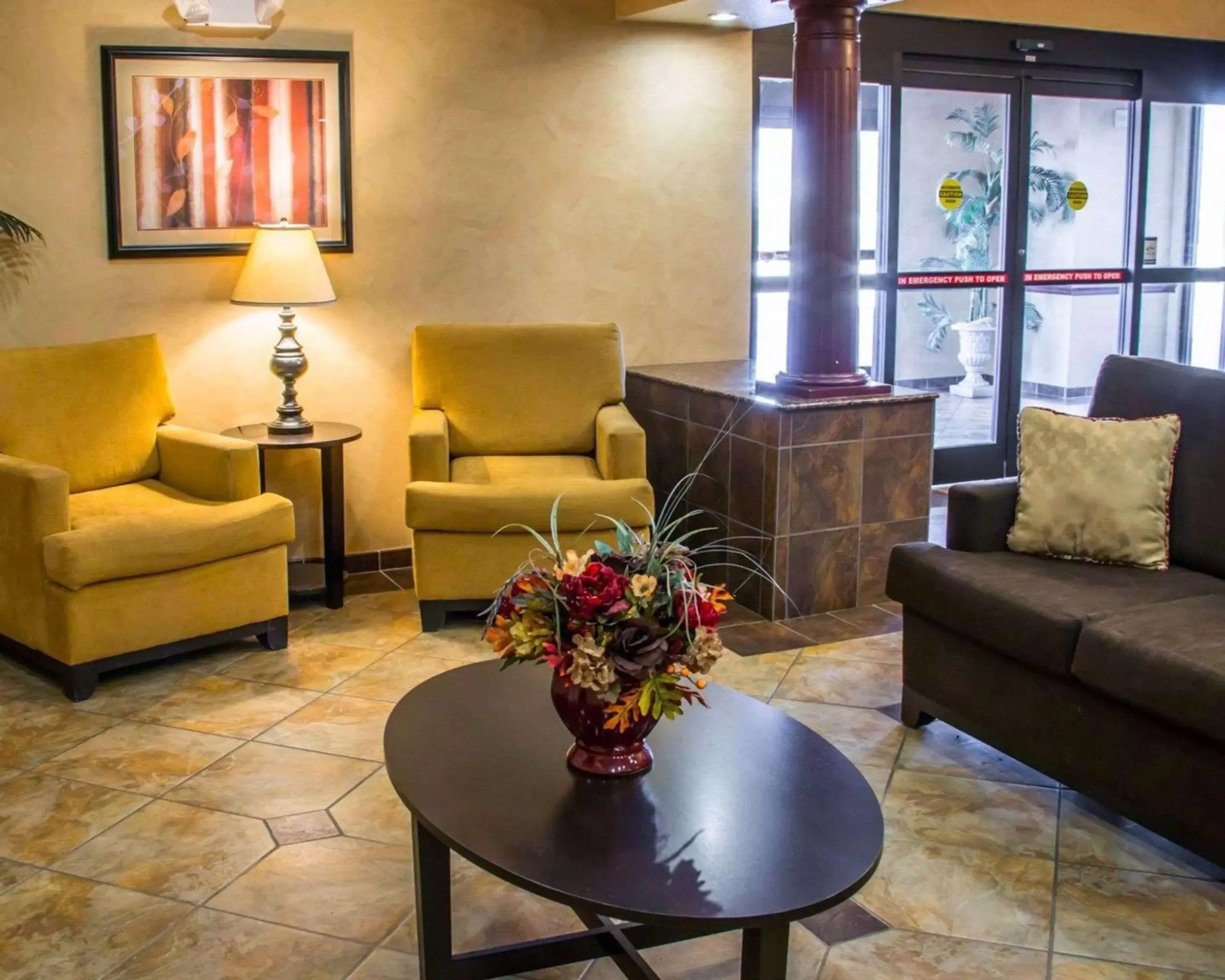 Lobby or reception, Seating Area in Sleep Inn and Suites at Six Flags