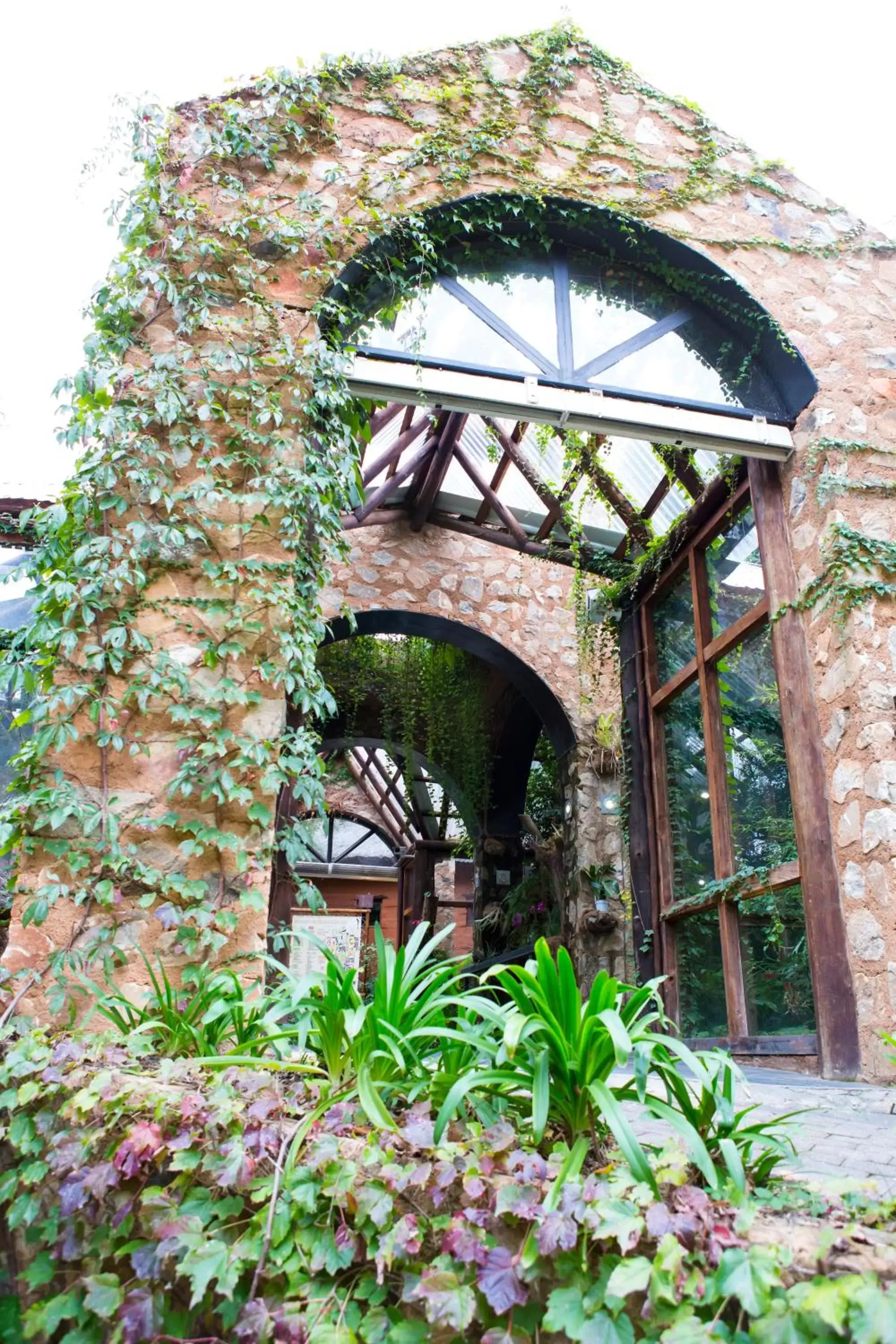 Facade/entrance in Misty Hills Country Hotel, Conference Centre & Spa