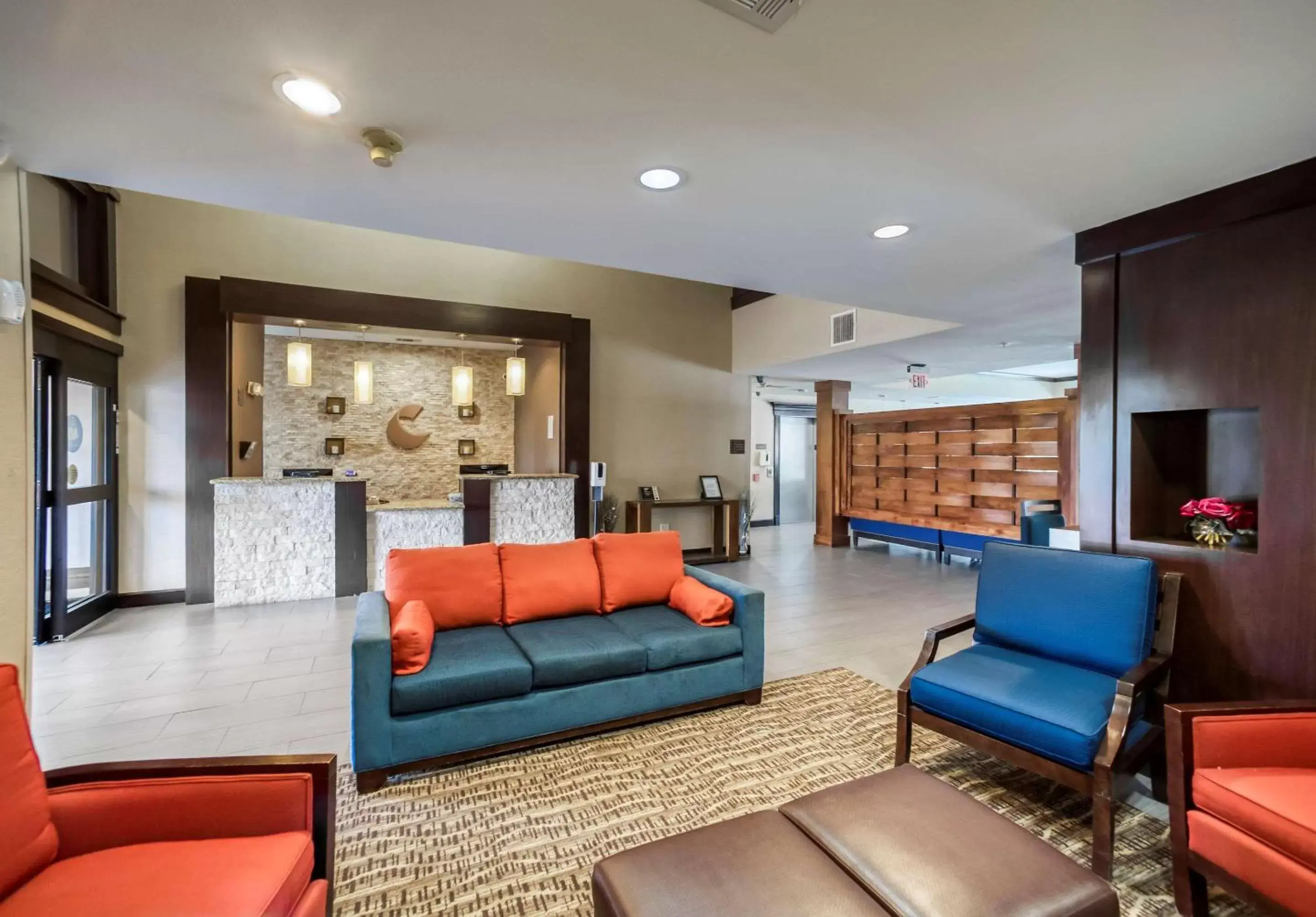 Lobby or reception, Seating Area in Comfort Inn & Suites FM1960-Champions