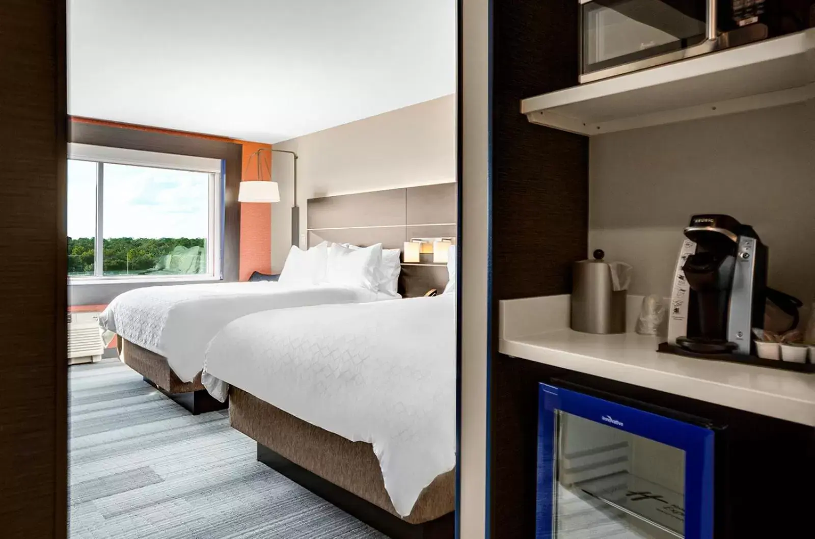Queen Room with Two Queen Beds - Hearing Accessible/Non-Smoking in Holiday Inn Express & Suites Sanford - Lake Mary, an IHG Hotel Queen Room with Two Queen Beds - Hearing Accessible/Non-Smoking in Holiday Inn Express & Suites Sanford - Lake Mary, an IHG Hotel