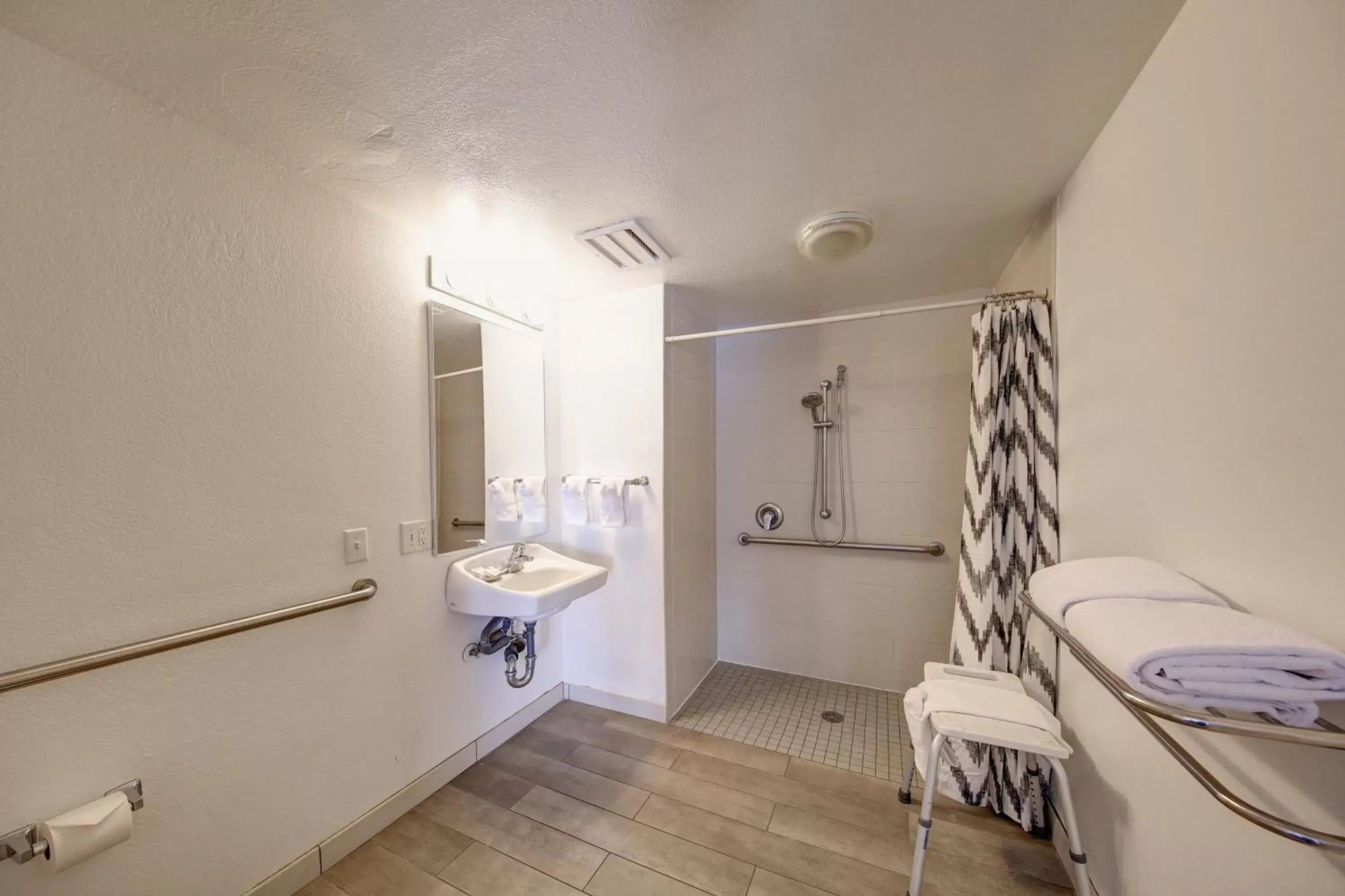 Bathroom in Inn at Venice Beach
