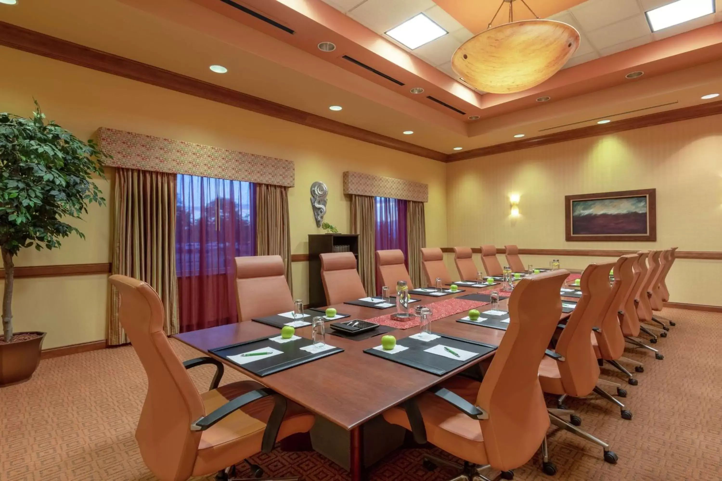 Meeting/conference room in Embassy Suites Loveland Hotel, Spa & Conference Center