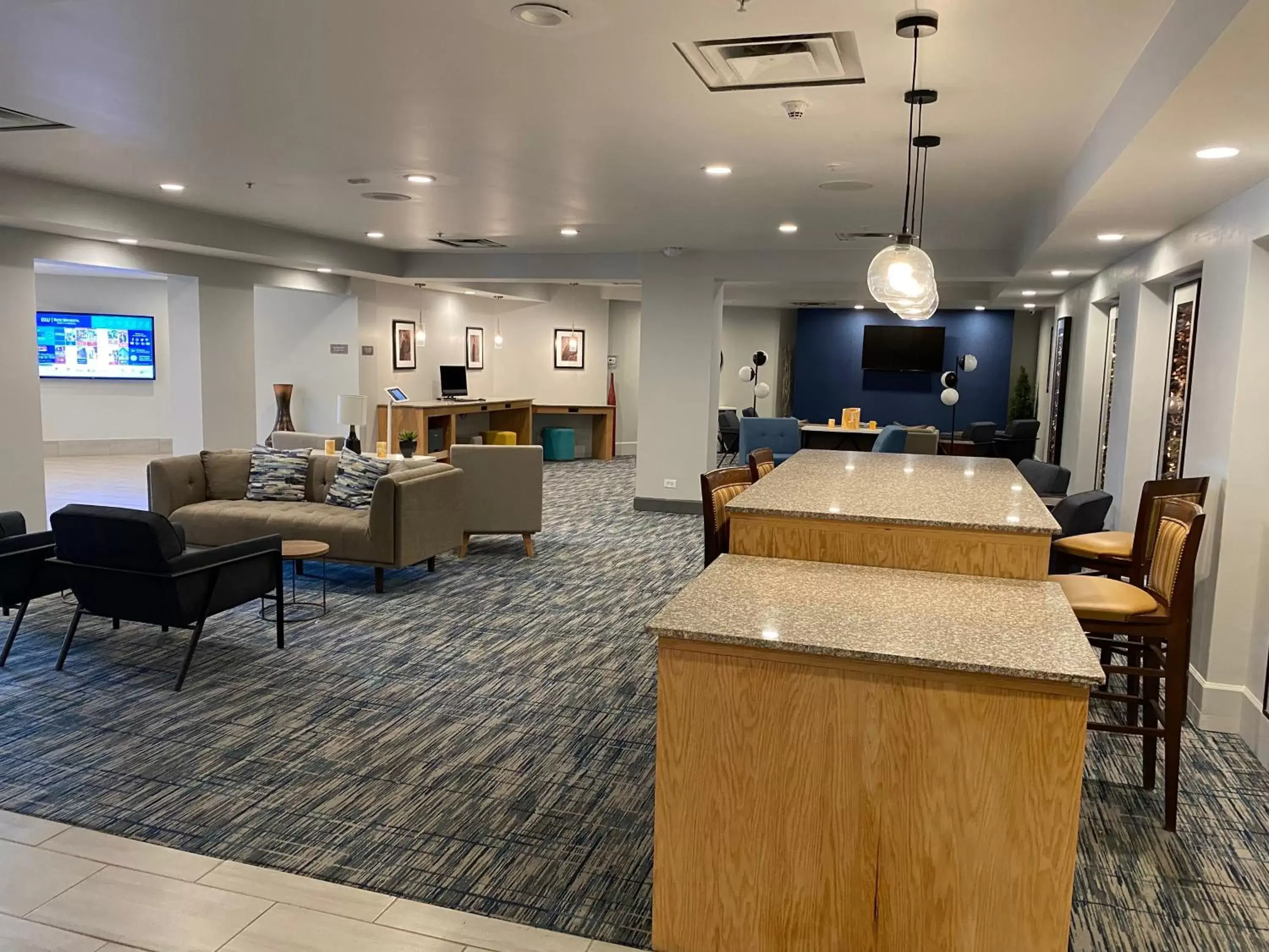 Lobby or reception, Restaurant/Places to Eat in Best Western Premier Denver East