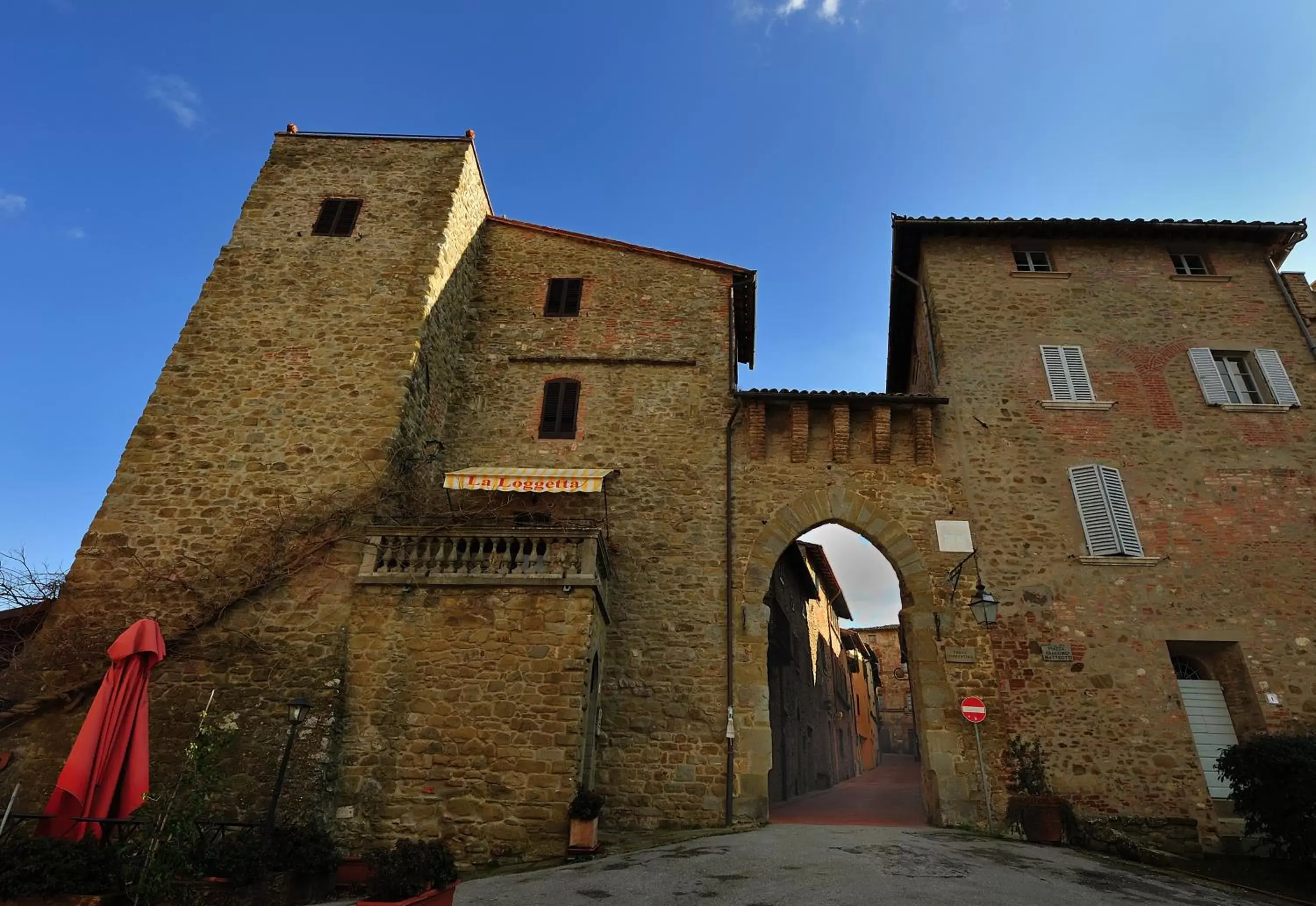 Area and facilities, Property Building in Tenuta Badia '99