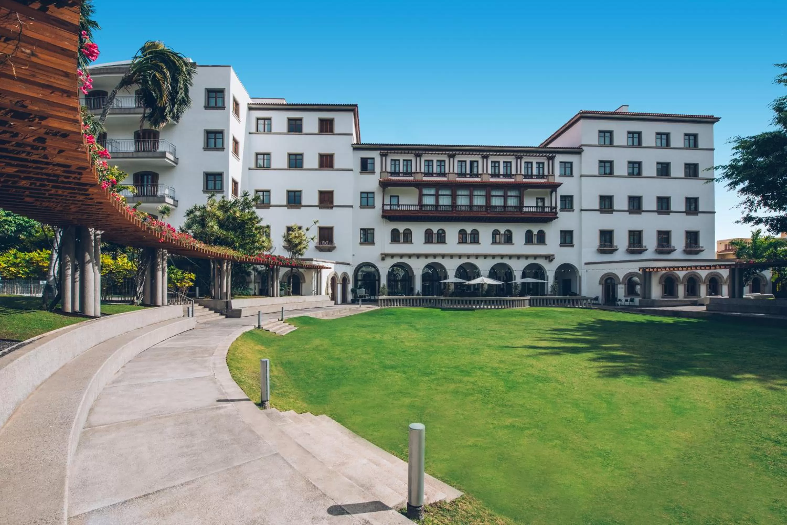 Property building in Iberostar Heritage Grand Mencey